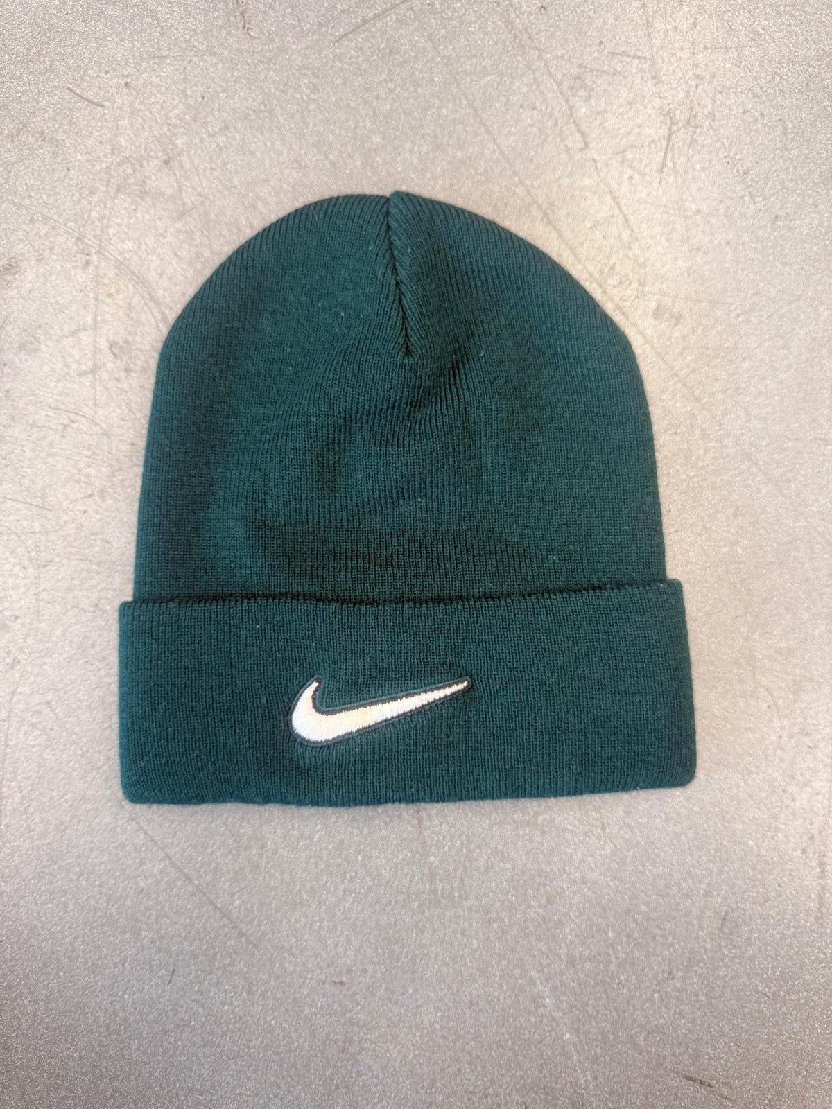 90S NIKE WHITE SWOOSH BEANIE - GREEN