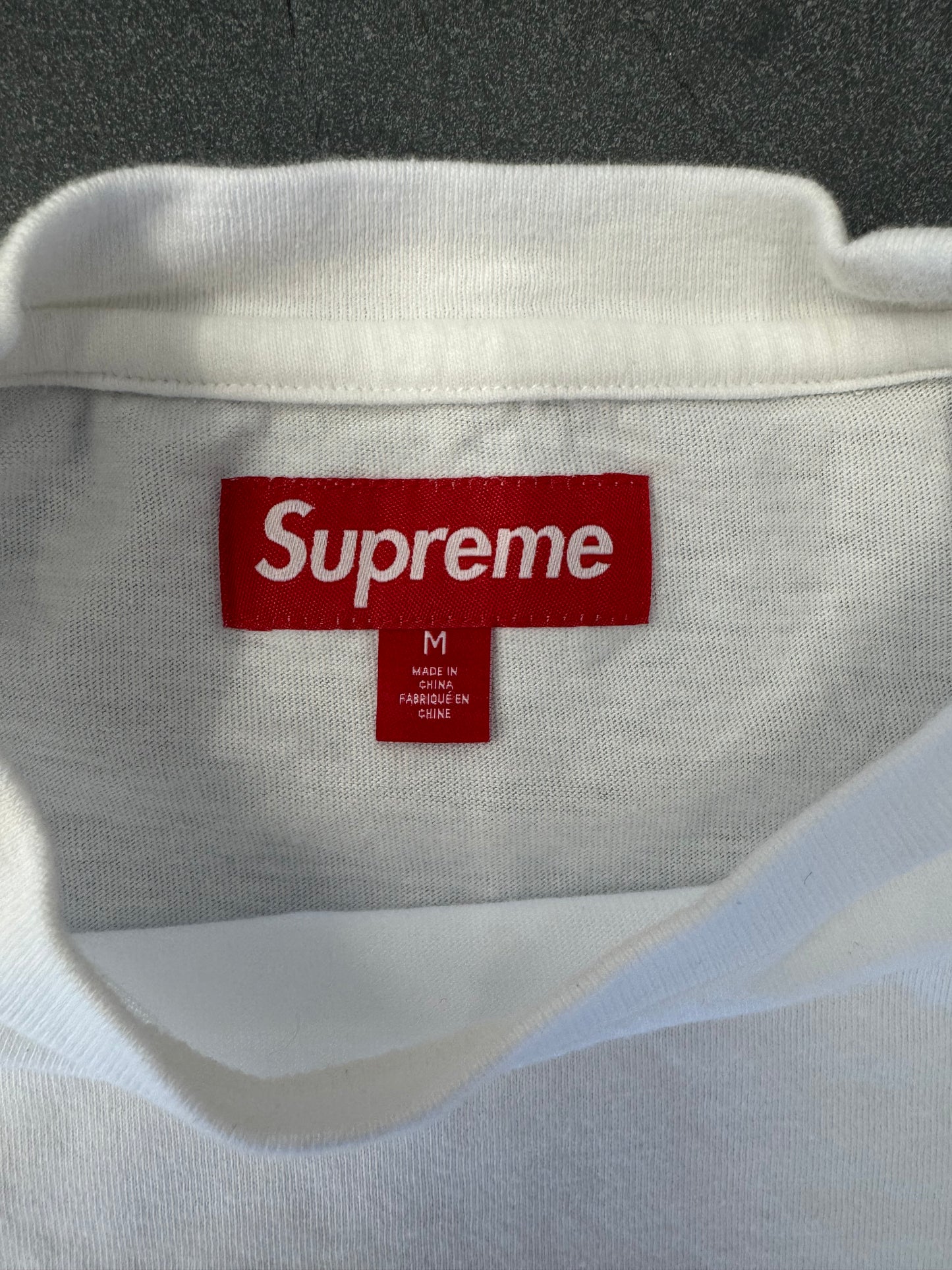 FW25 SUPREME CRACKED STRETCH SS TOP - WHITE (M)