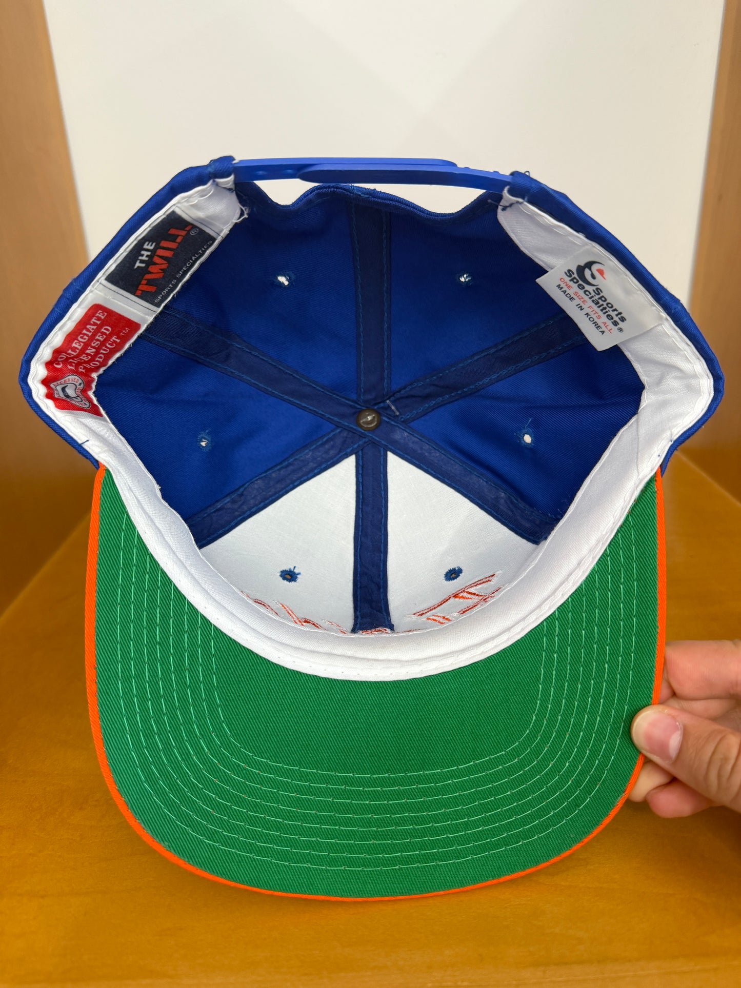 90'S FLORIDA GATORS SCRIPT SPORTS SPECIALTIES SNAPBACK HAT
