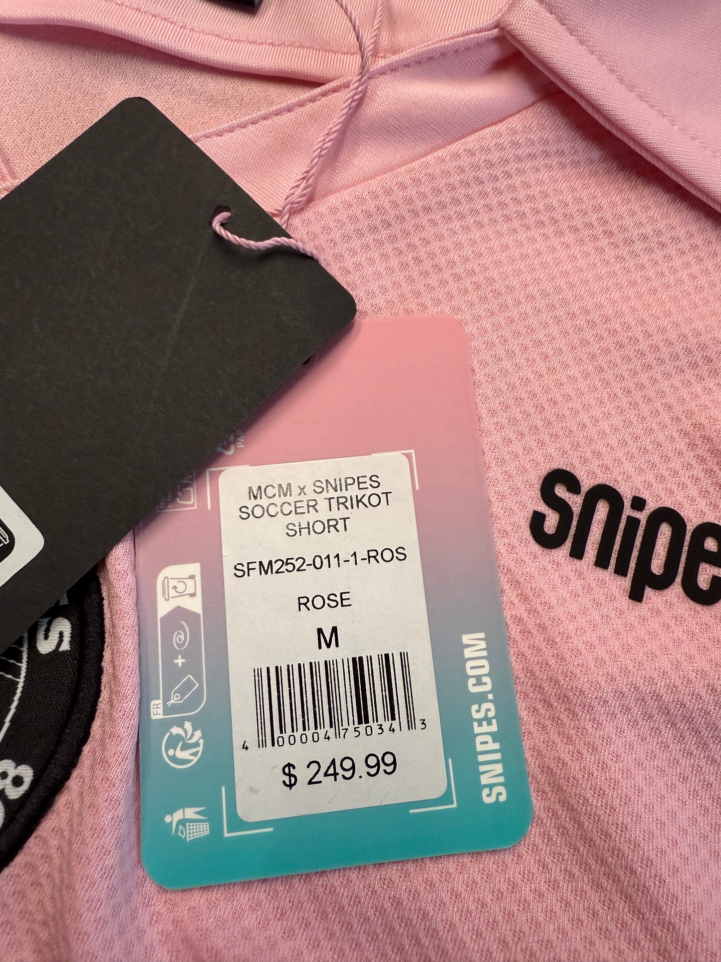 SNIPES X MCM SOCCER JERSEY - PINK (M) (NEW)