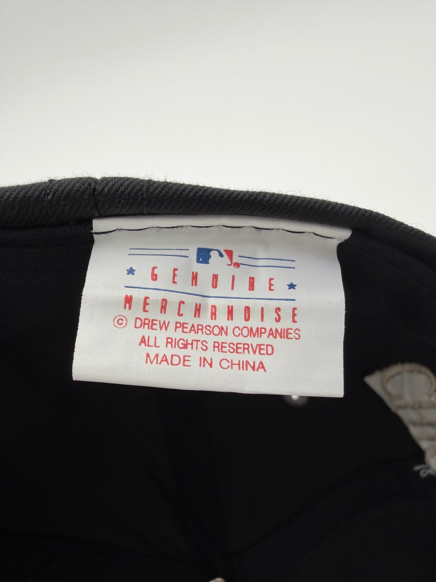 90S WHITE SOX VERTICAL SPELLOUT PANEL SNAPBACK (GENUINE MERCHANDISE TAG) (NWT)