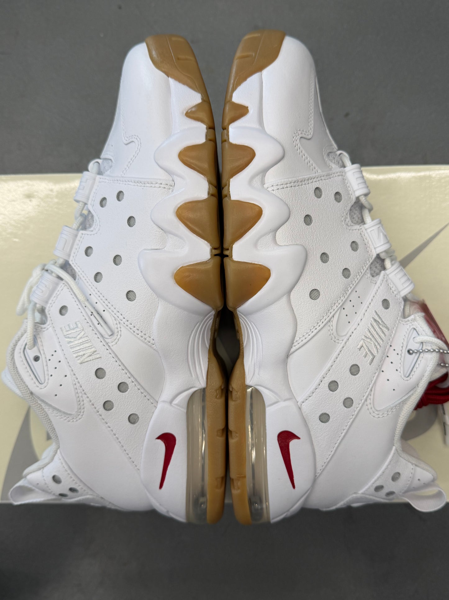 SS26 SUPREME NIKE SB AIR MAX 2 CB '94 LOW - SUPREME WHITE GUM (W/BOX)