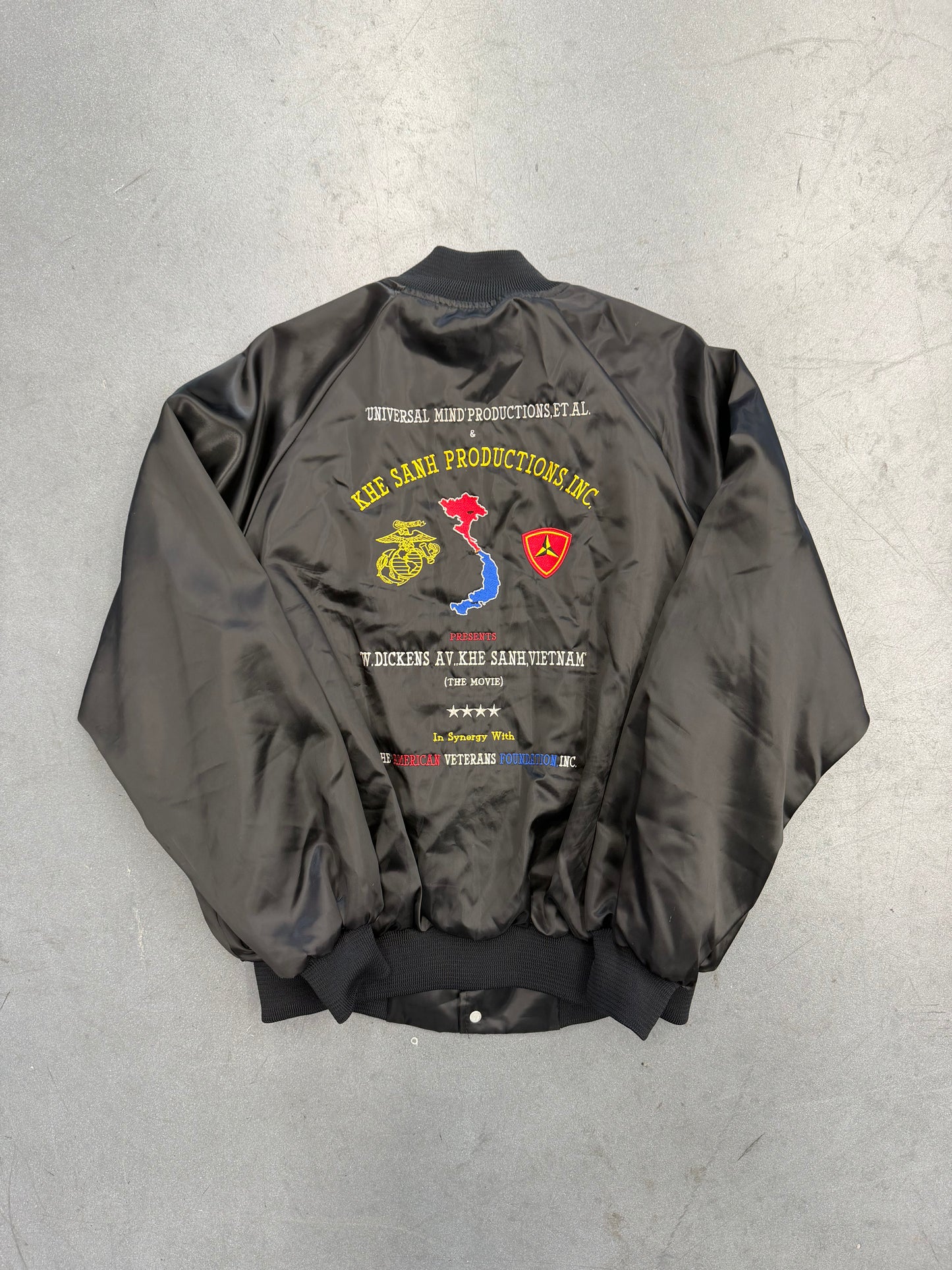 80'S VIETNAM MEMORIAL EMBROIDERED BLACK SATIN JACKET (AUBURN TAG)