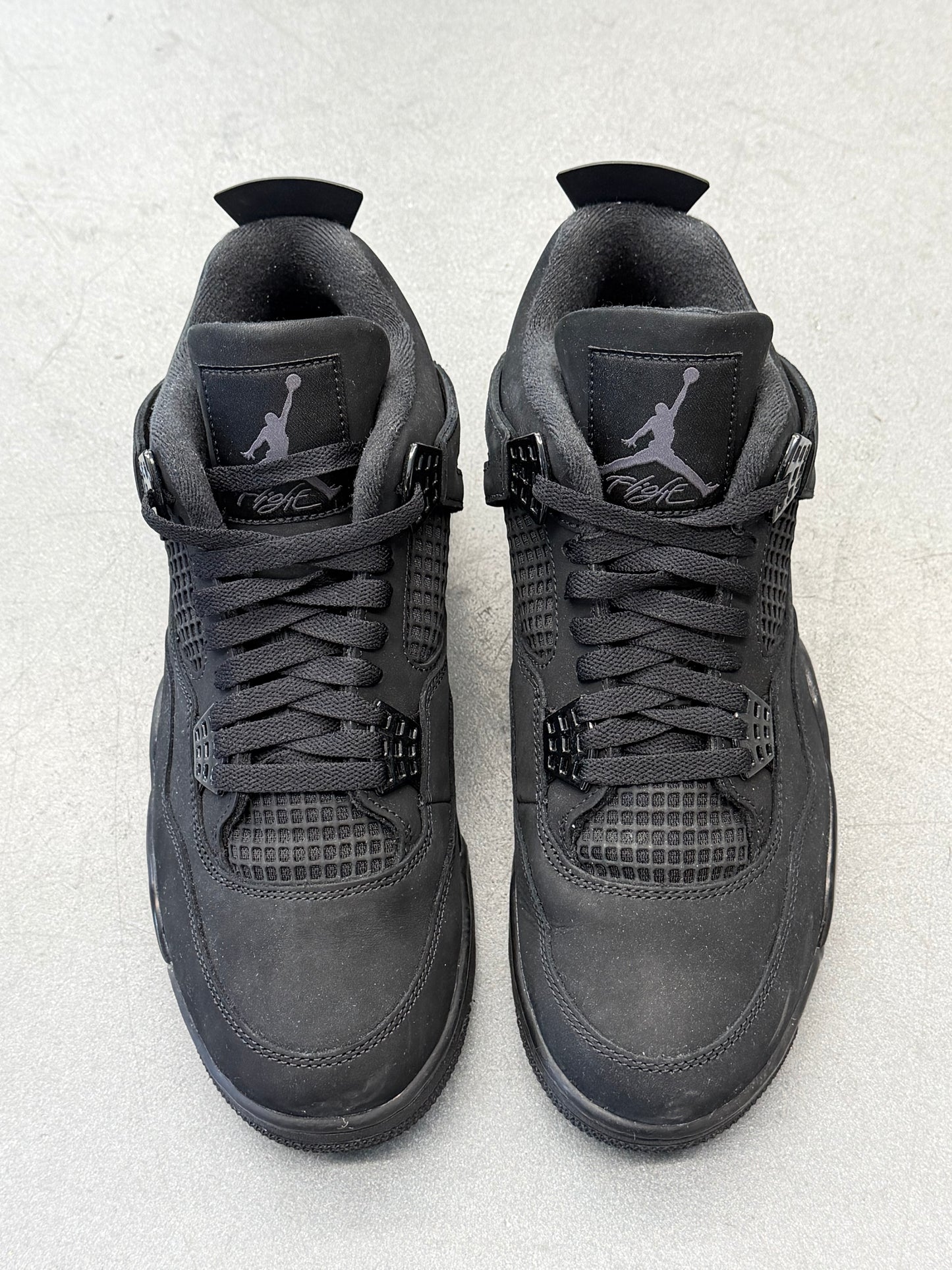 2025 AIR JORDAN 4 RETRO BLACK CAT (PRE-OWNED WITH BOX)