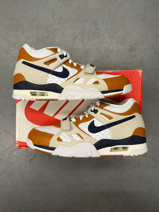 SIZE 9 2014 NIKE AIR TRAINER 3 MEDICINE BALL (NEW WITH BOX)