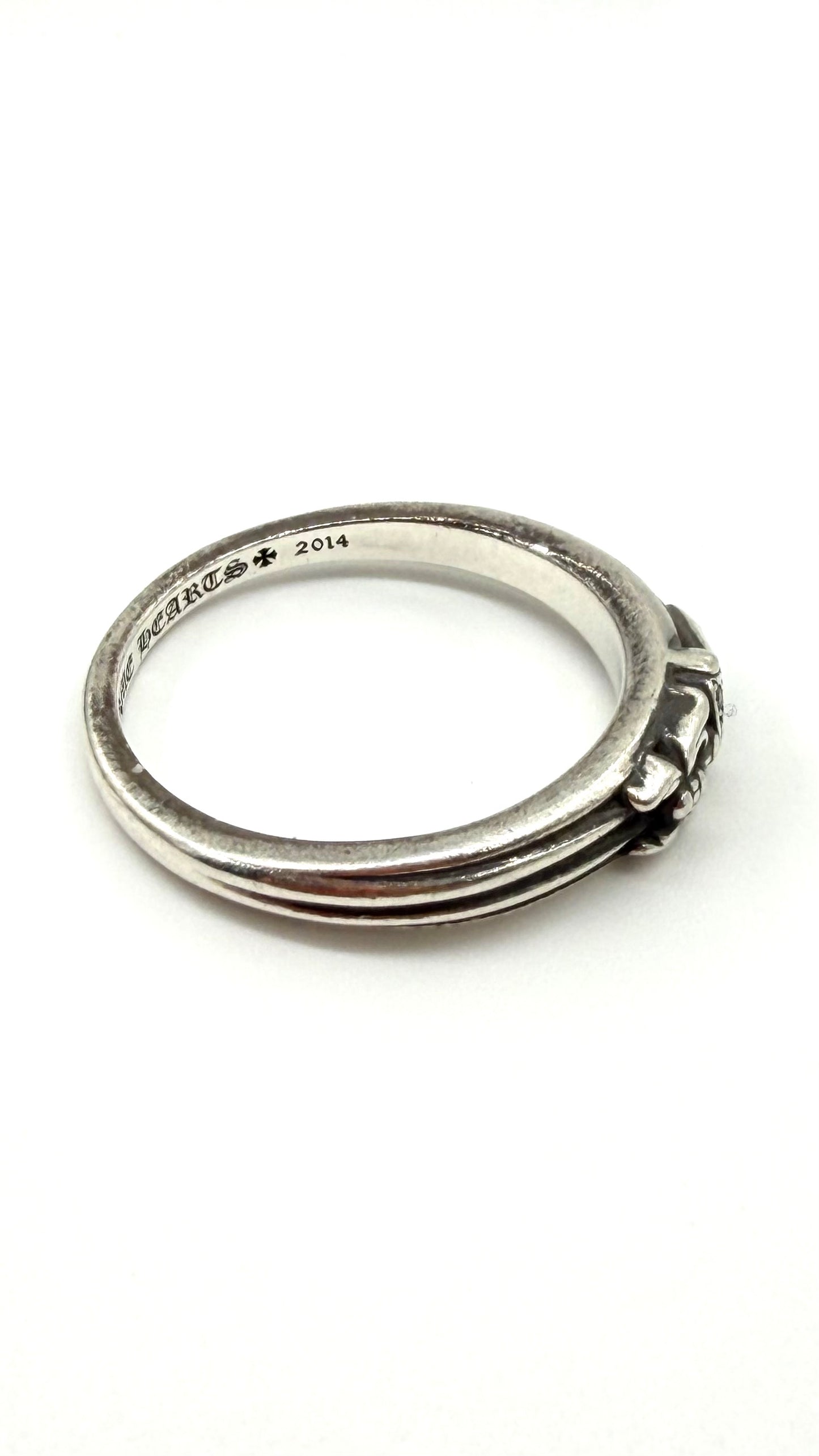 CHROME HEARTS DIAMOND BABY CLASSIC DAGGER SILVER RING (SI (5.8 GRAMS)