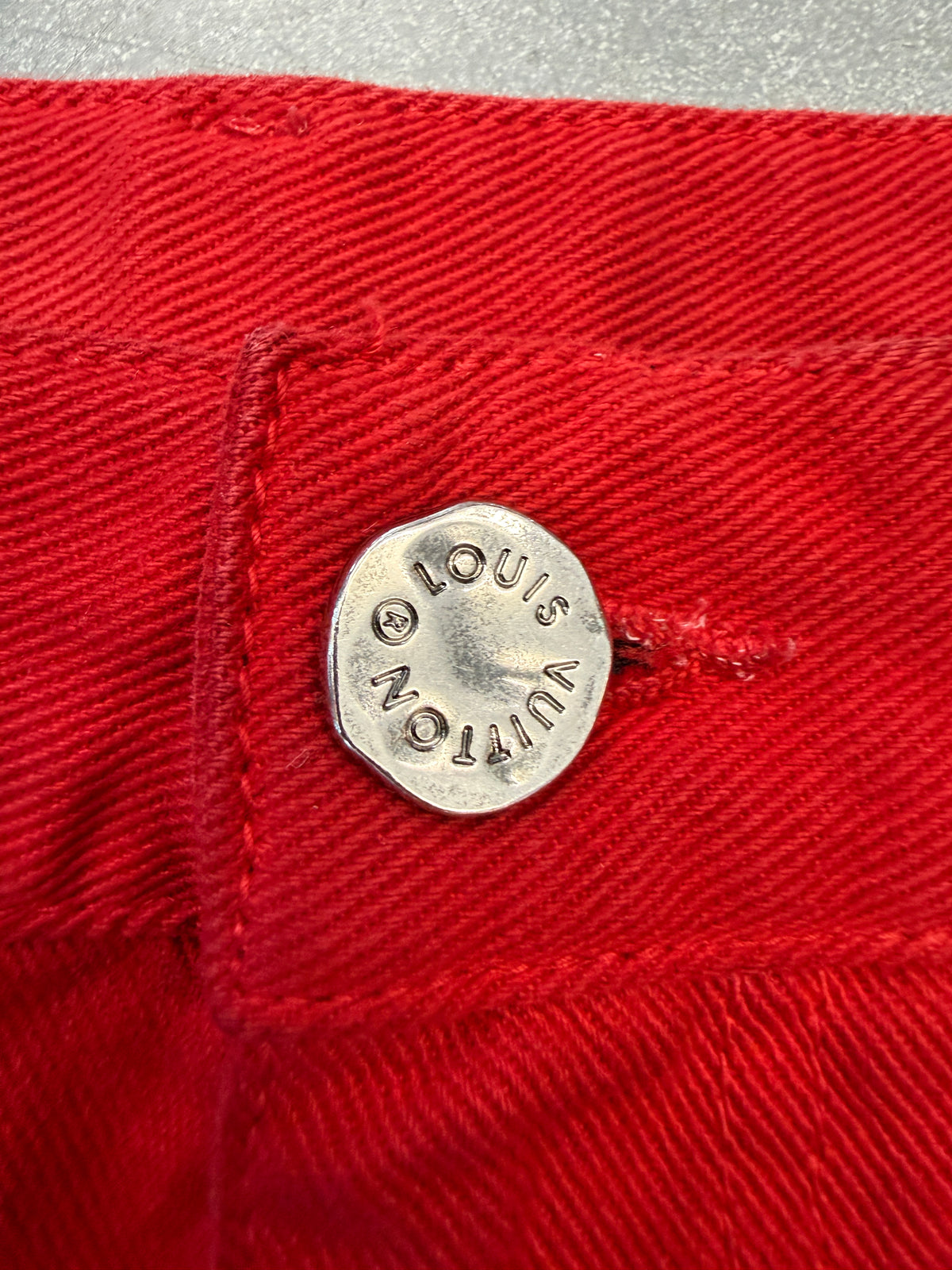 SS22 LOUIS VUITTON EMBOSSED GRADIENT DENIM JEANS