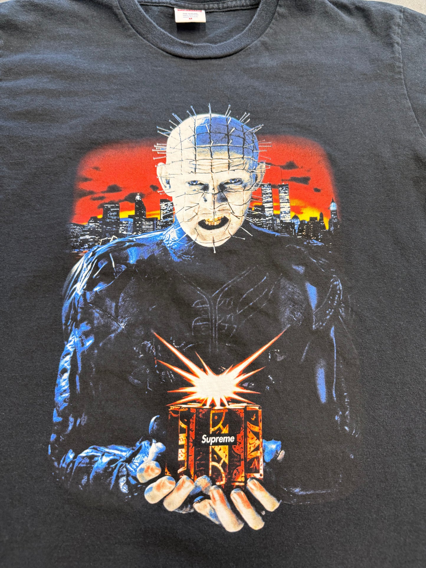 SS18 SUPREME HELLRAISER HELL ON EARTH TEE - BLACK