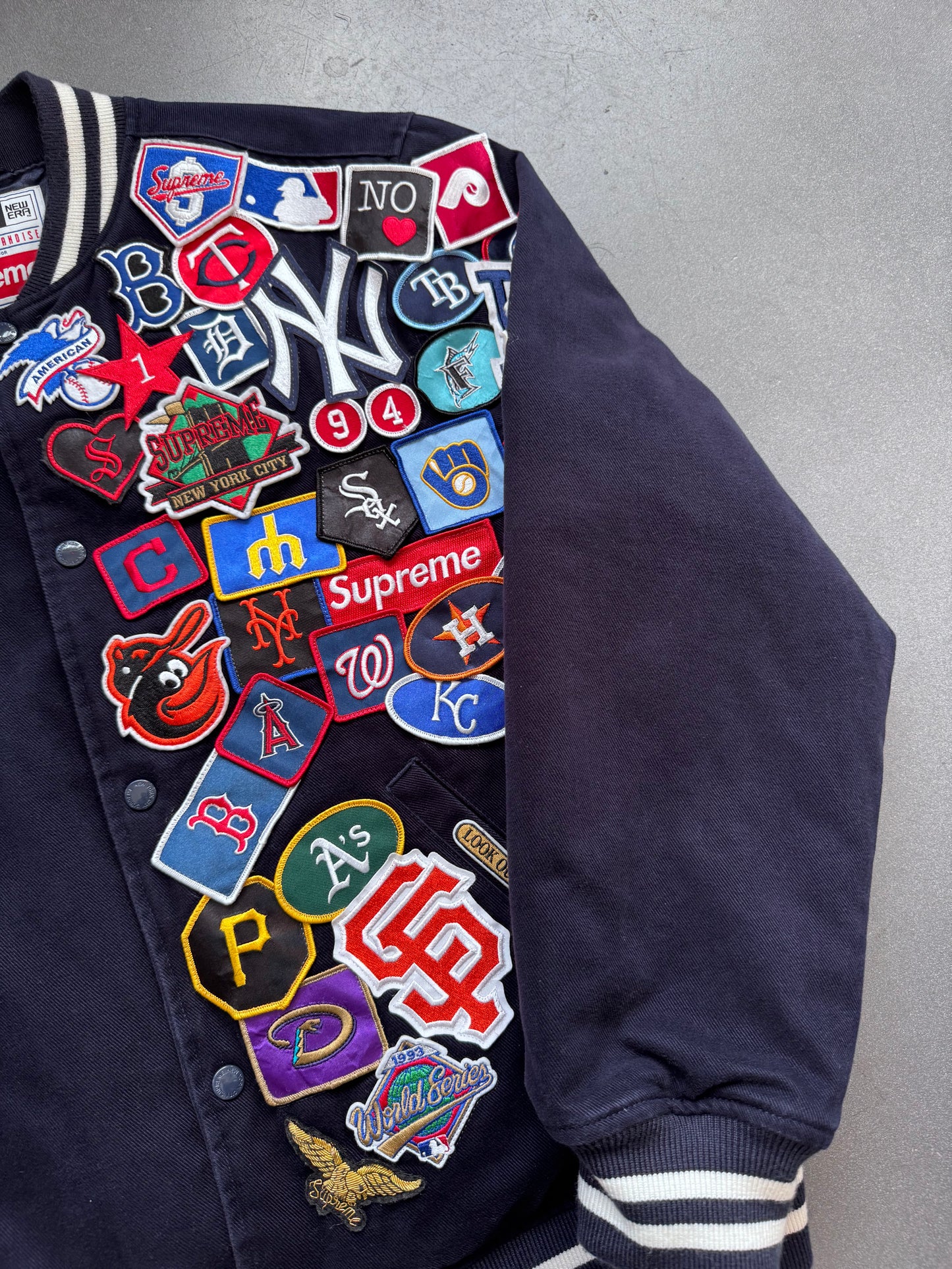 SS20 SUPREME NEW ERA MLB VARSITY JACKET - NAVY (L)