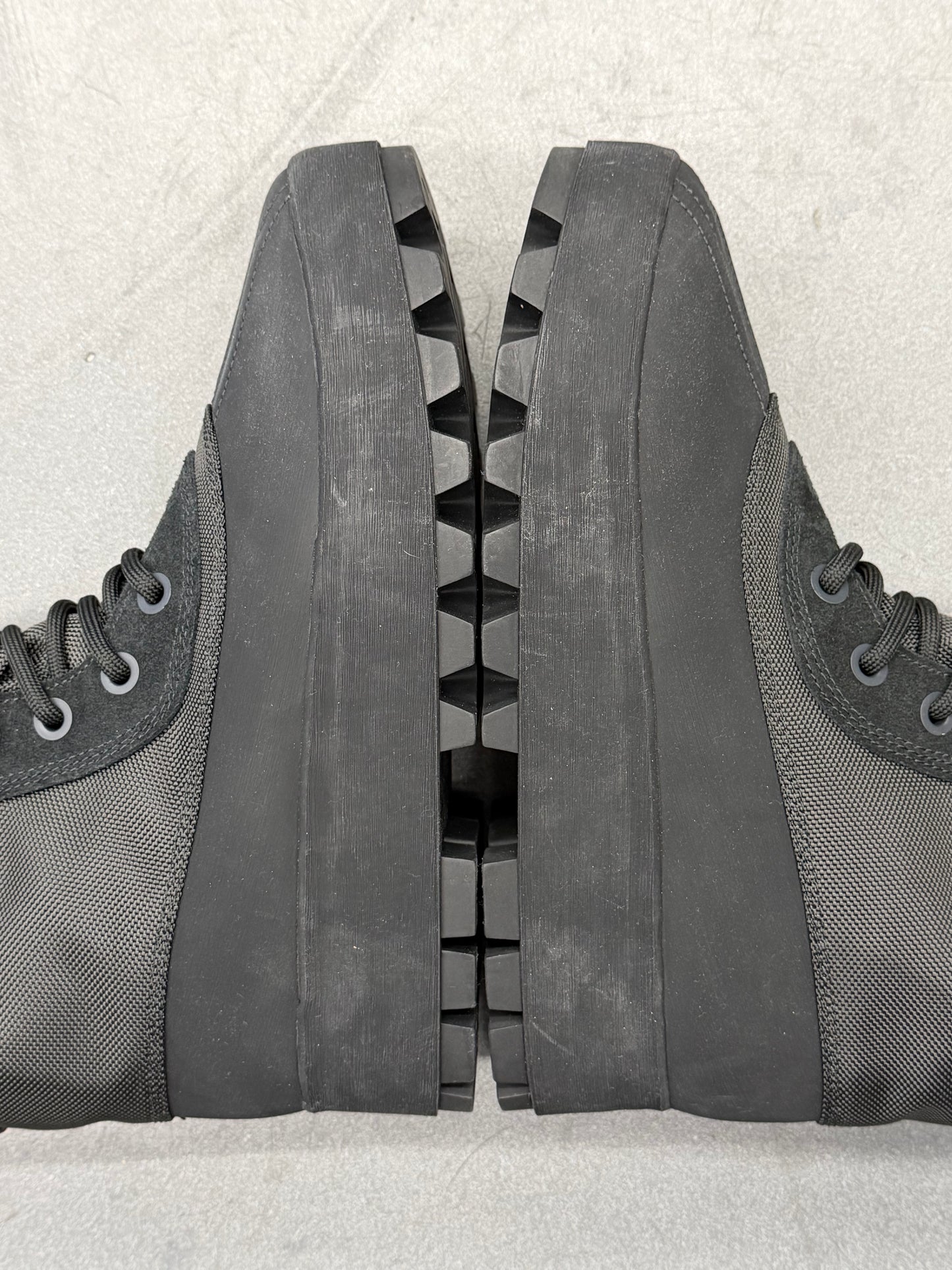 2023 ADIDAS YEEZY 950 BOOT PIRATE BLACK (WITH OG BOX)
