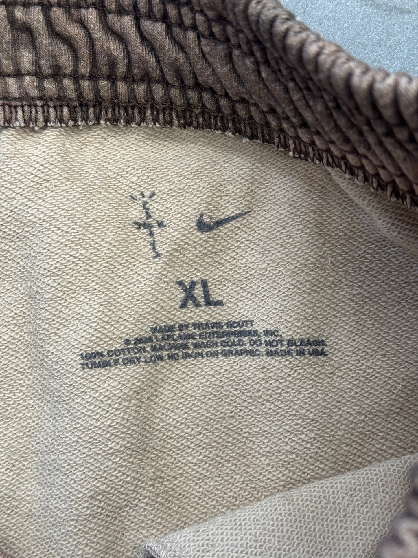 CJ X NIKE T-REXX CAMO SHORTS XL