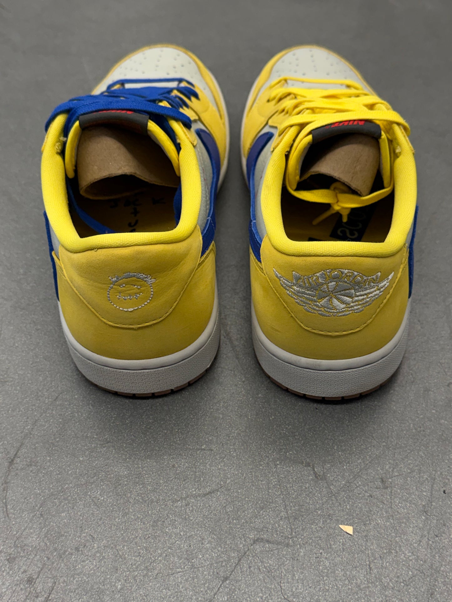 2024 JORDAN 1 RETRO LOW OG SP TRAVIS SCOTT CANARY (WOMEN'S)