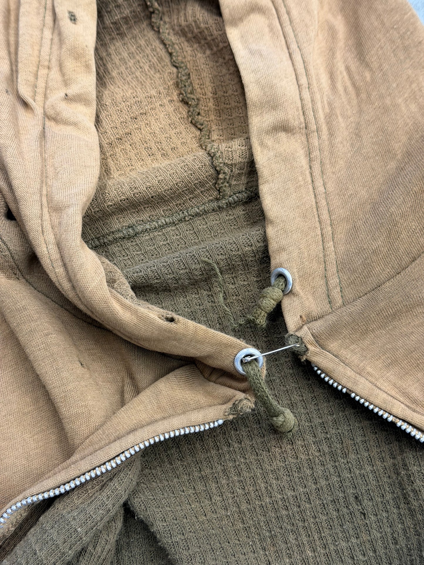 1950'S THRASHED SELVEDGED WAFFLE LINE ZIP UP HOODIE