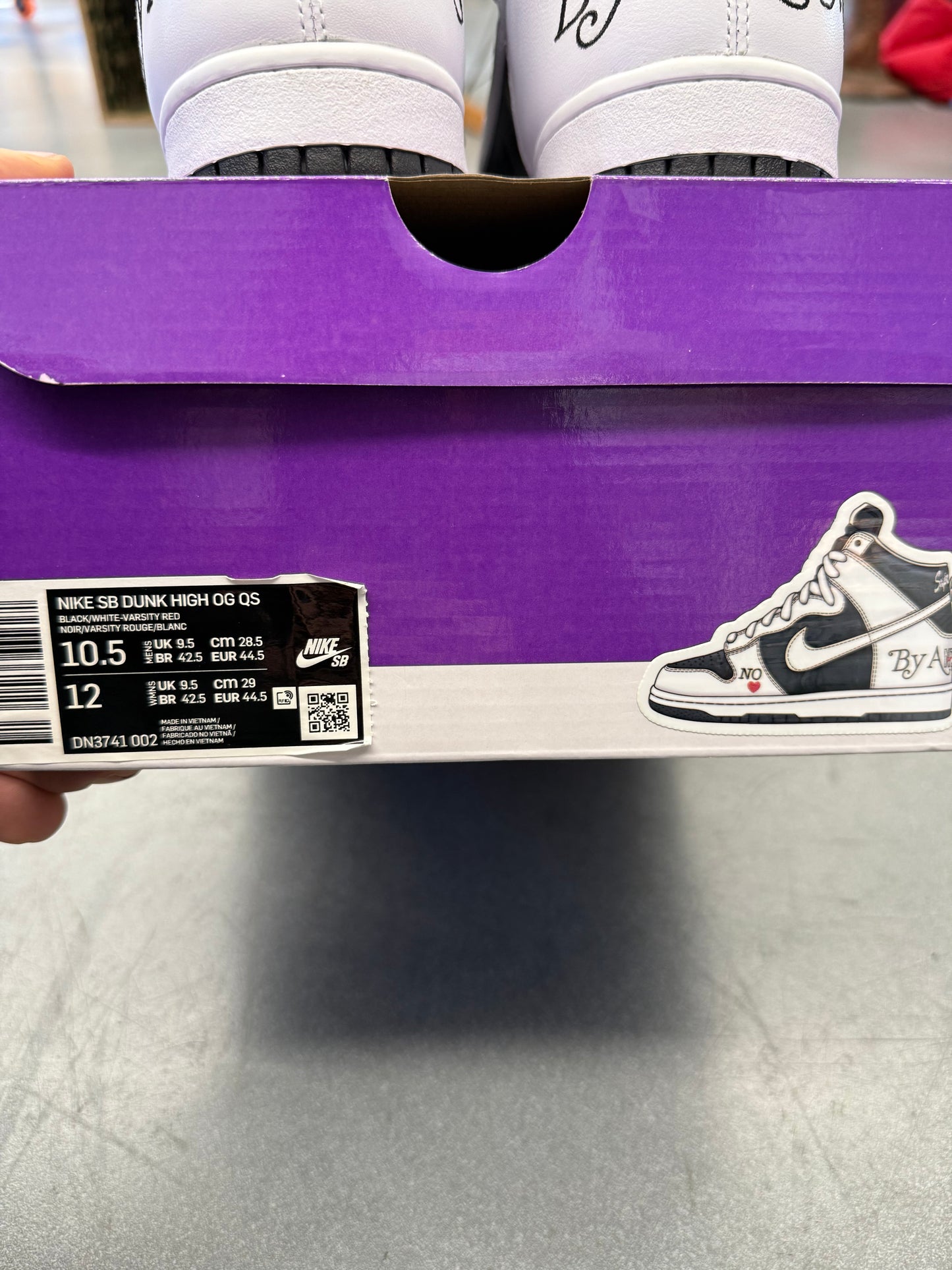 2022 SIZE 10.5 NIKE SB DUNK HIGH SUPREME BY ANY MEANS - BLACK