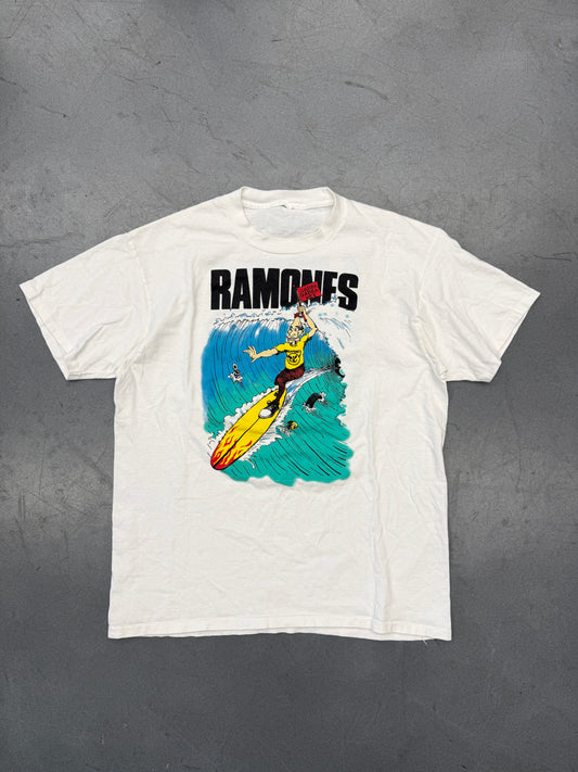 1995 RAMONES SURFING "GABBA GABBA HEY" "HEY HO LET'S GO" TEE (ANVIL TAG)