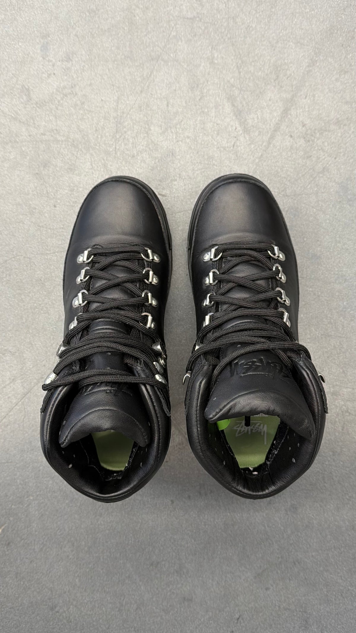 2023 STUSSY TIMBERLAND WORLD HIKER BOOT
