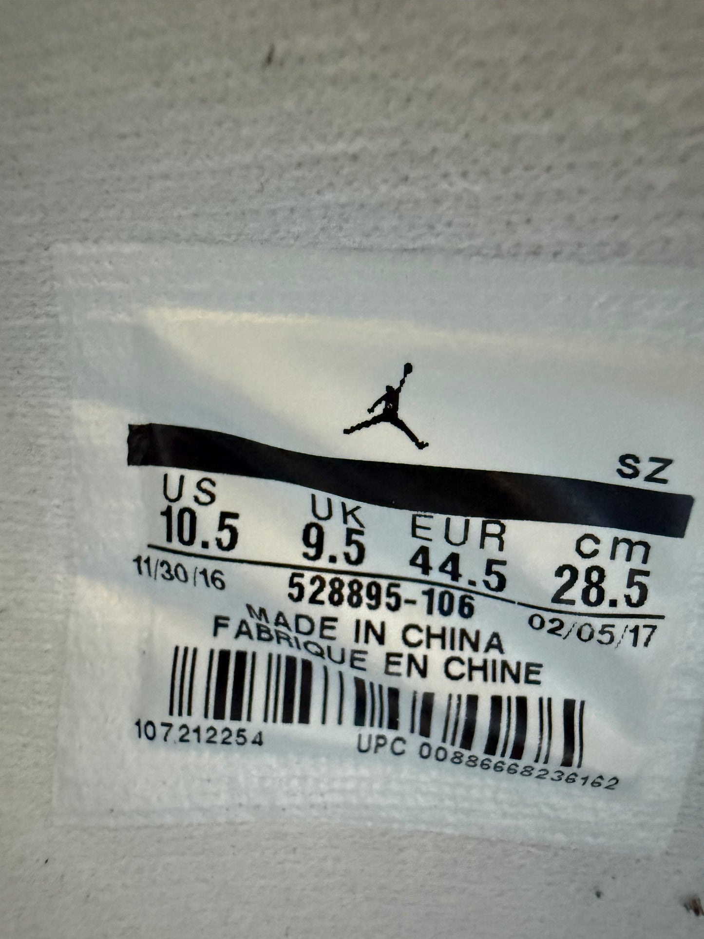 2017 SIZE 10.5 JORDAN 11 RETRO LOW UNIVERSITY BLUE (PRE-OWNED NO BOX)