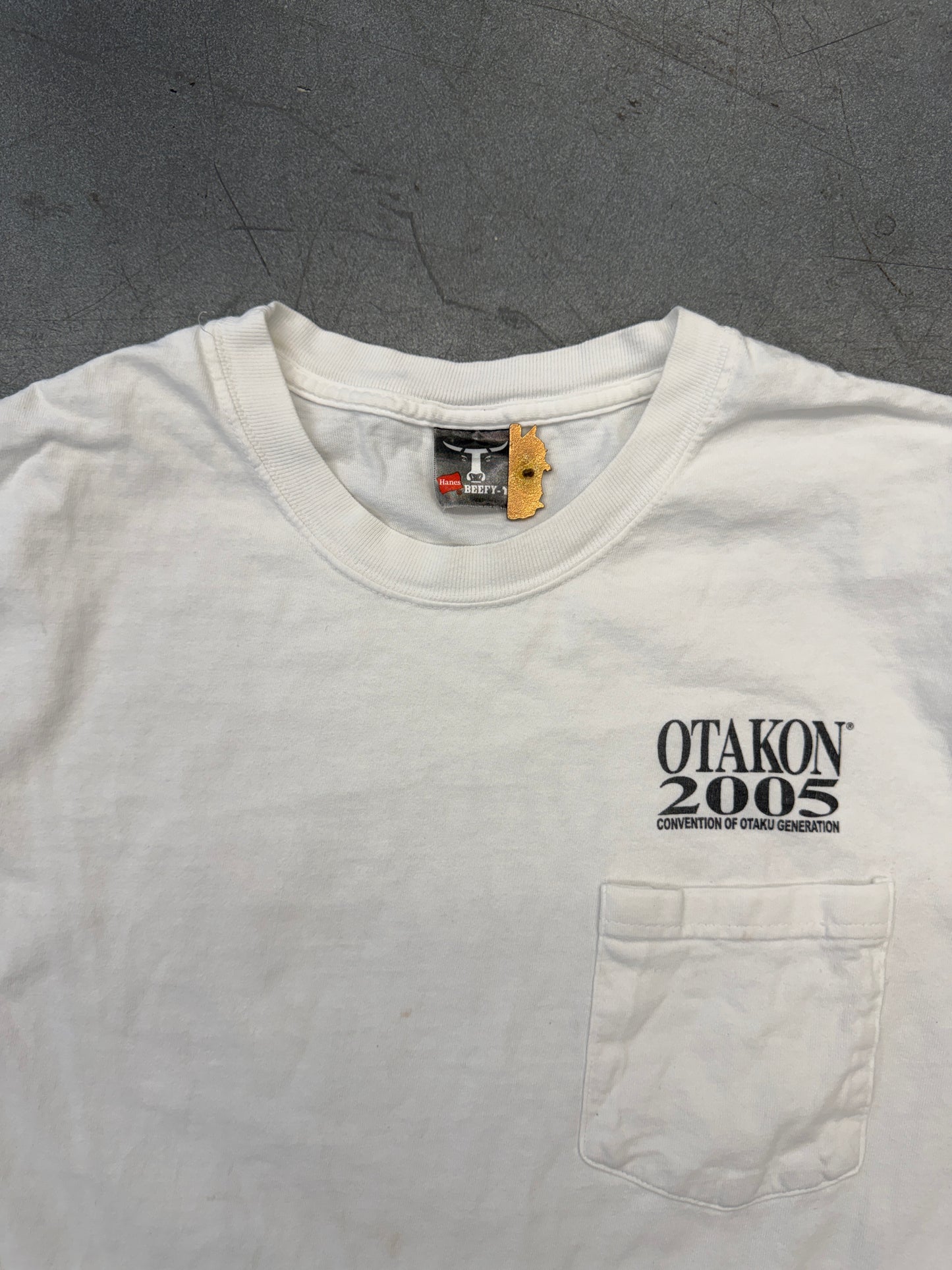 2005 OTAKON CONVENTION OF OTAKU GENERATION POCKET TEE (HANES BEEFY-T TAG)