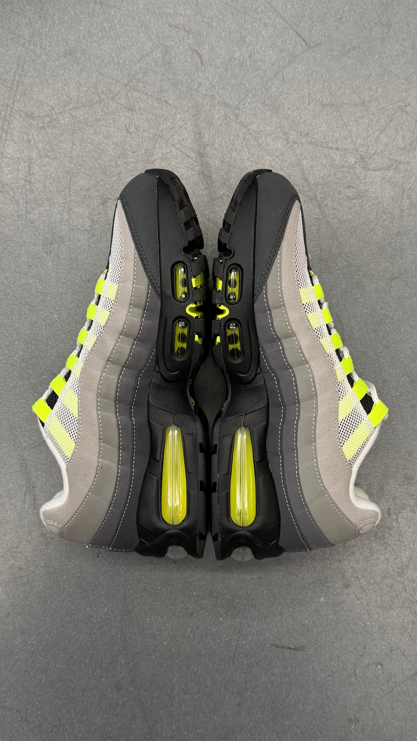 2026 WOMEN'S NIKE AIR MAX 95 BIG BUBBLE NEON (W/ BOX)