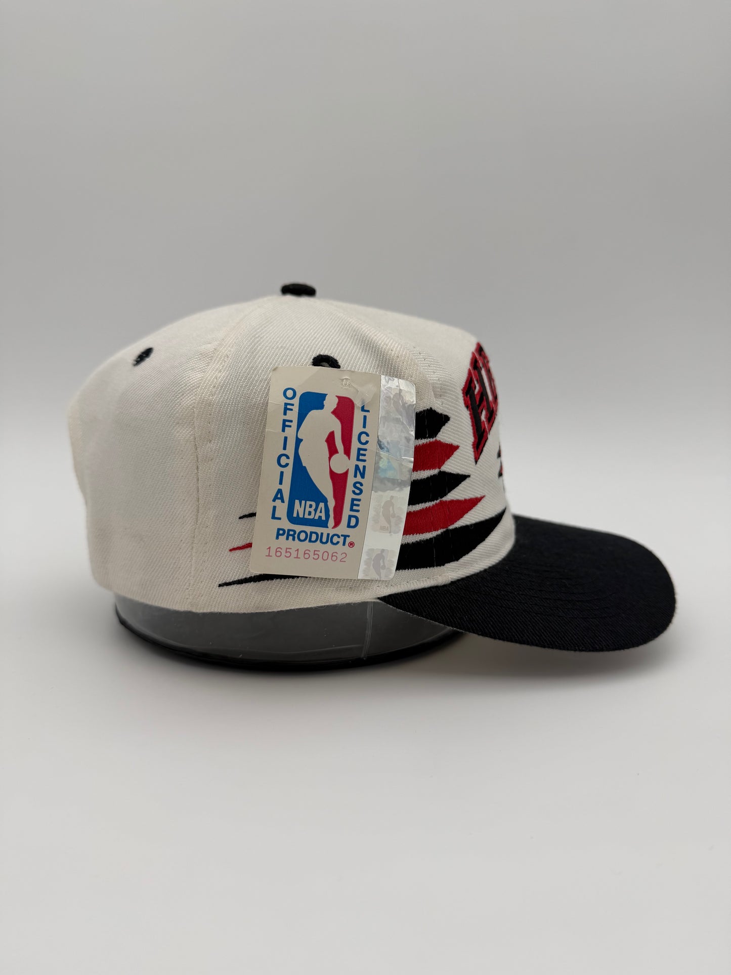 90'S MIAMI HEAT DIAMOND CUT LOGO ATHLETIC SNAPBACK HAT NEW WITH TAGS