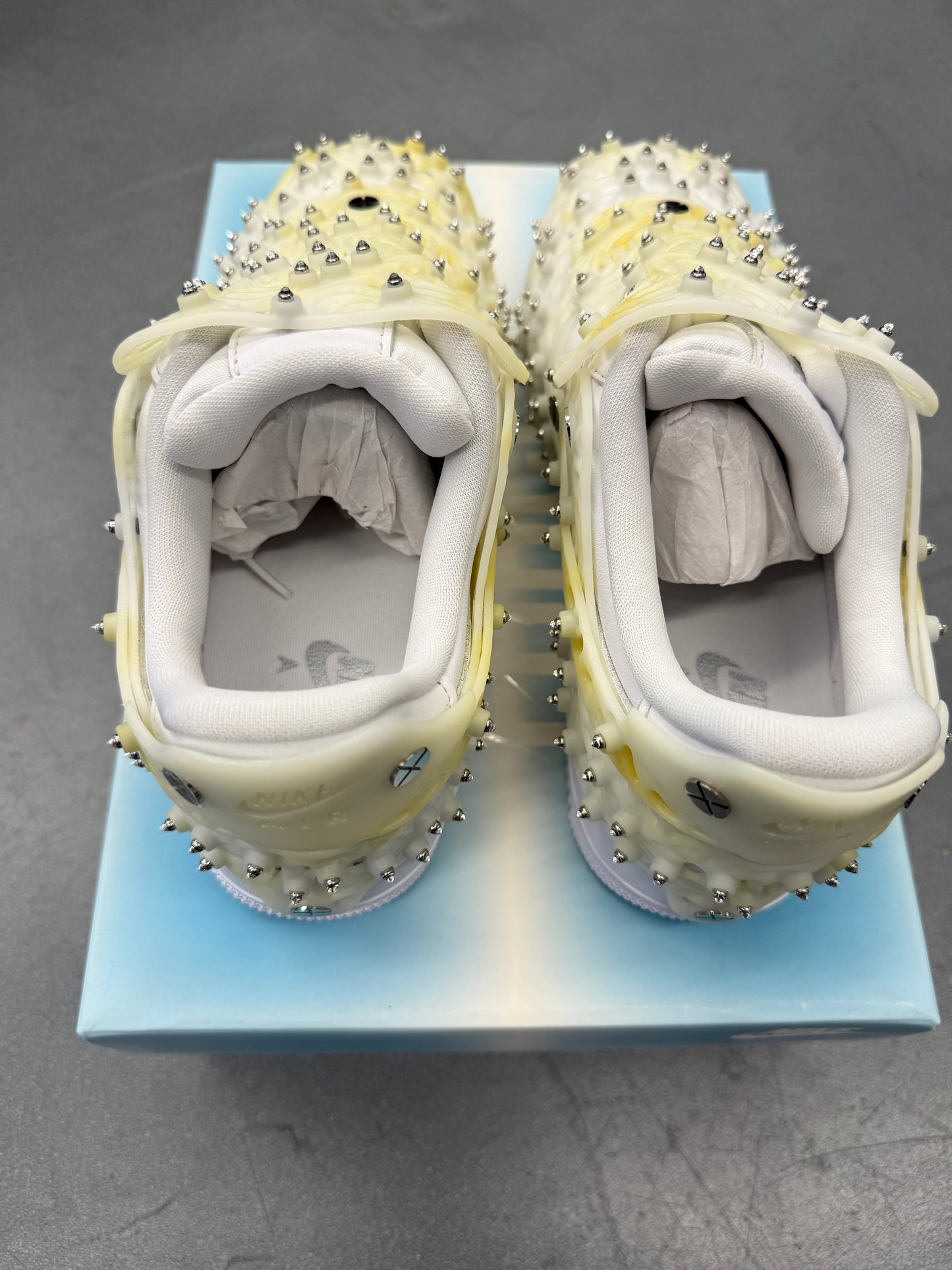 SIZE 9W NIKE AIR FORCE 1 LOW SWARVOSKI RETROFLECTIVE CRYSTAL WHITE (2021) (NEW WITH DEFECTS) (CC)