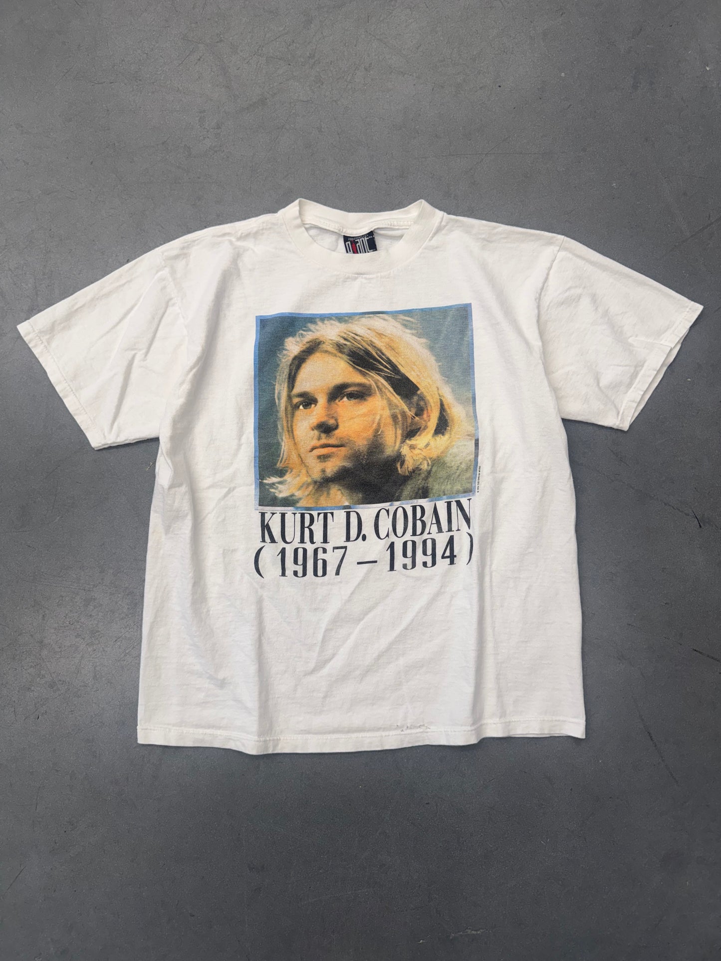 1994 KURT COBAIN PORTRAIT TEE (GIANT TAG)