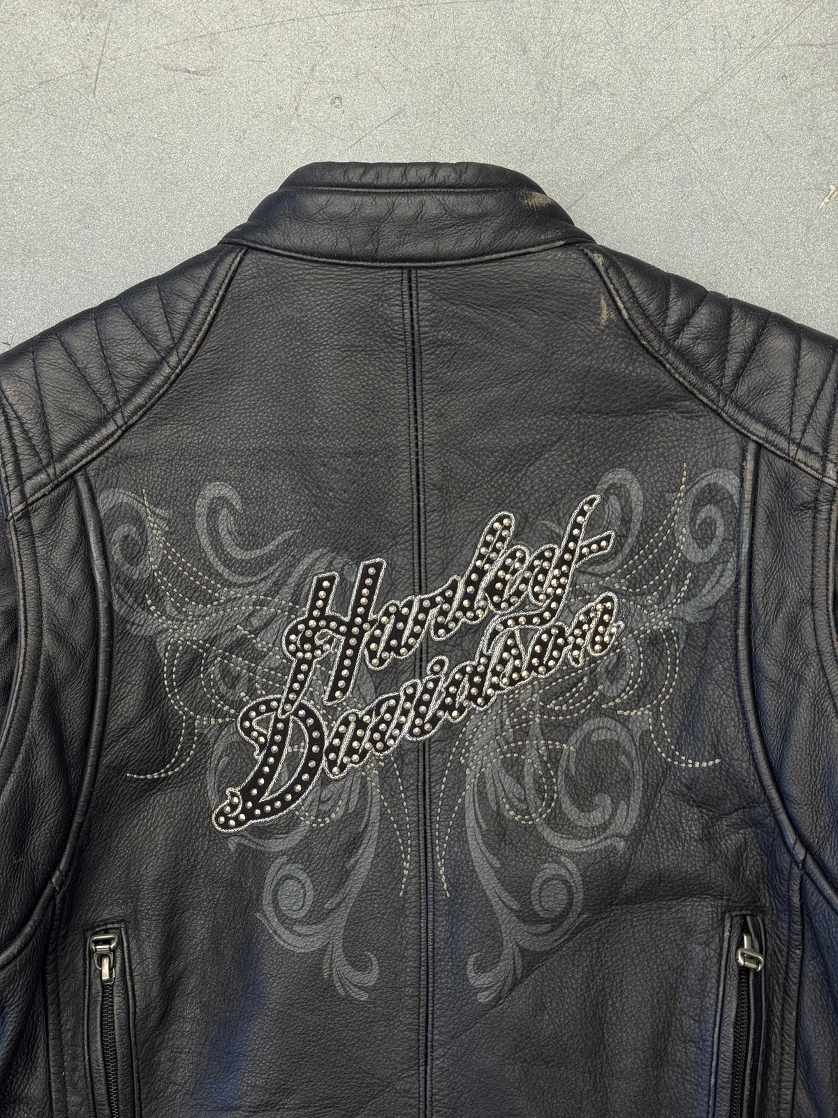 2012 HARLEY-DAVIDSON DOUBLE-BELTED WAIST STUDDED LOGO LEATHER JACKET