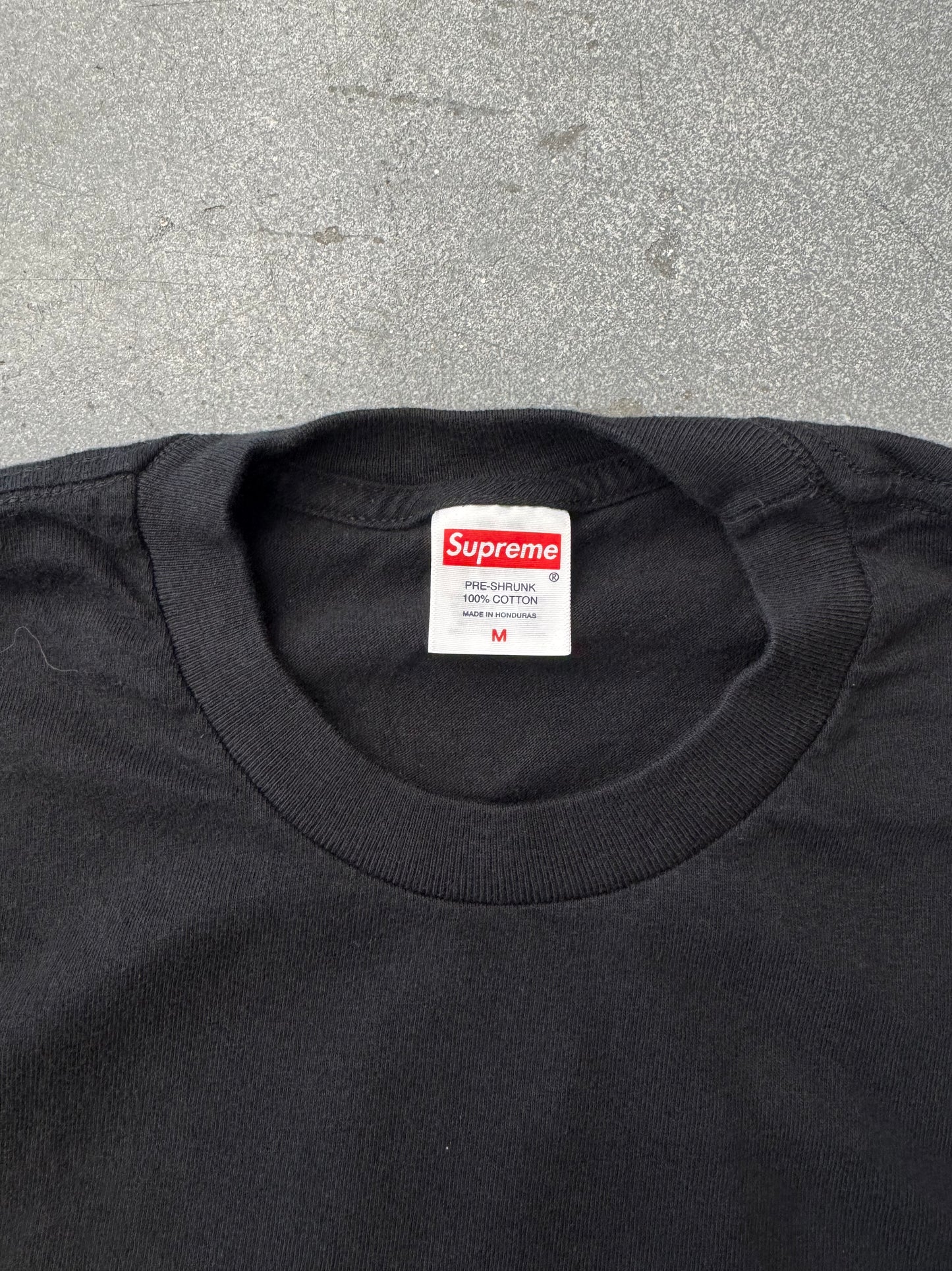 SS25 SUPREME SPONGEBOB/CASTELLI RACING LS TEE - BLACK
