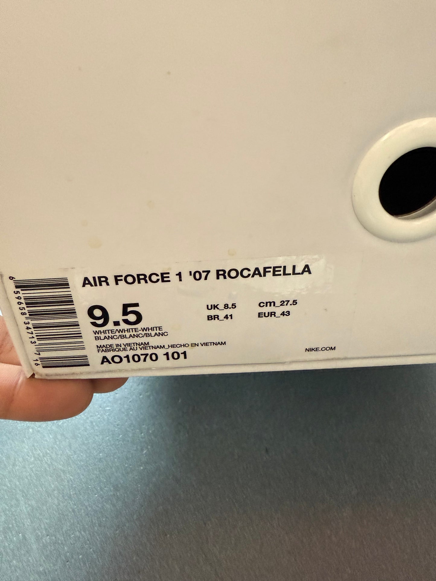 2017 SIZE 9.5 NIKE AIR FORCE 1 ROC-A-FELLA (AF100) (NEW WITH BOX)
