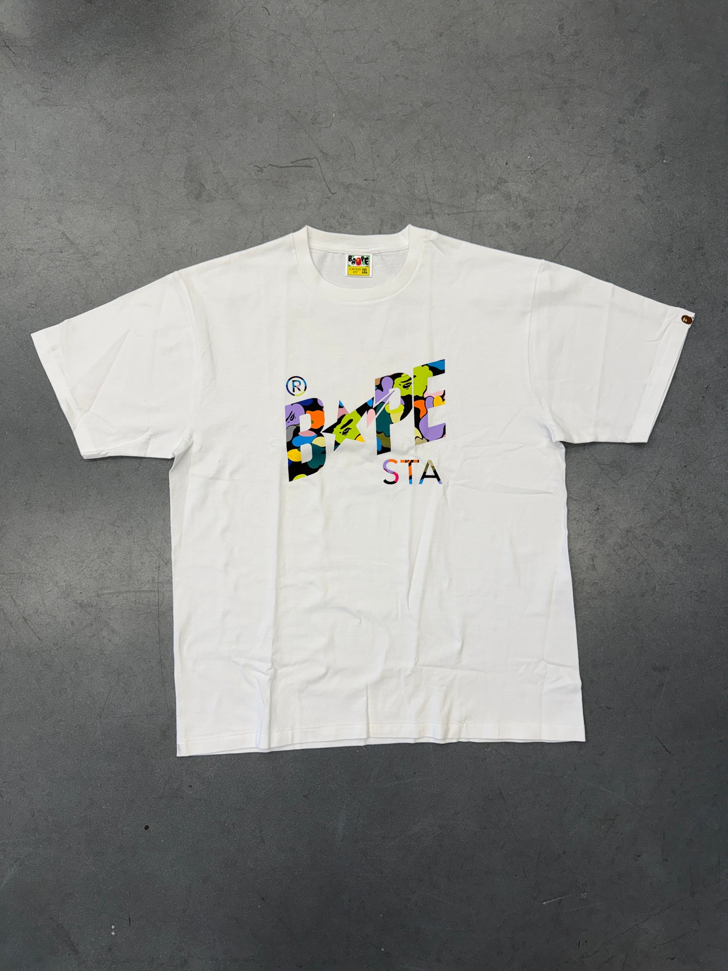 A BATHING APE BAPE MIXED CAMO COLLEGE BAPE LOGO TEE WHITE