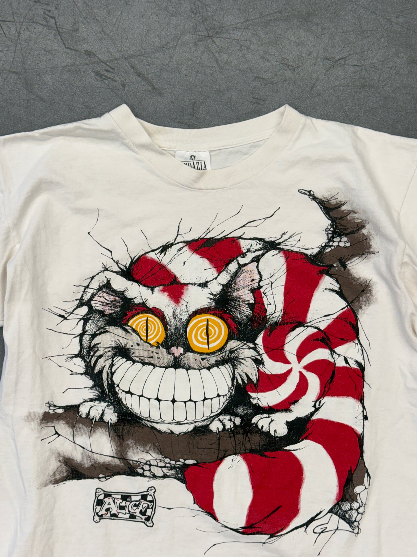 90S ALICE IN WONDERLAND CHESHIRE CAT TEE (ANDAZIA TAG)