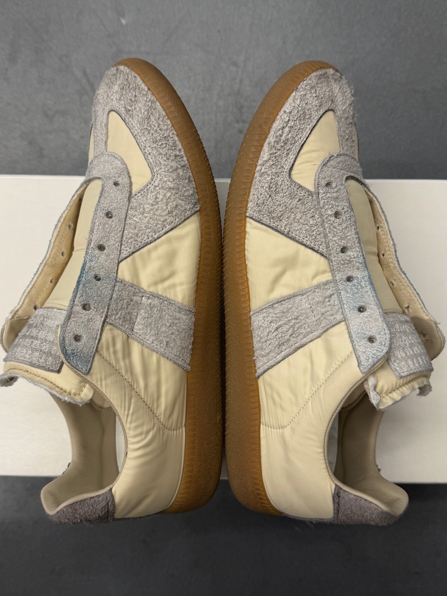MAISON MARGIELA REPLICA LACELESS SNEAKERS - CREAM NYLON / GREY SUEDE (W/BOX)