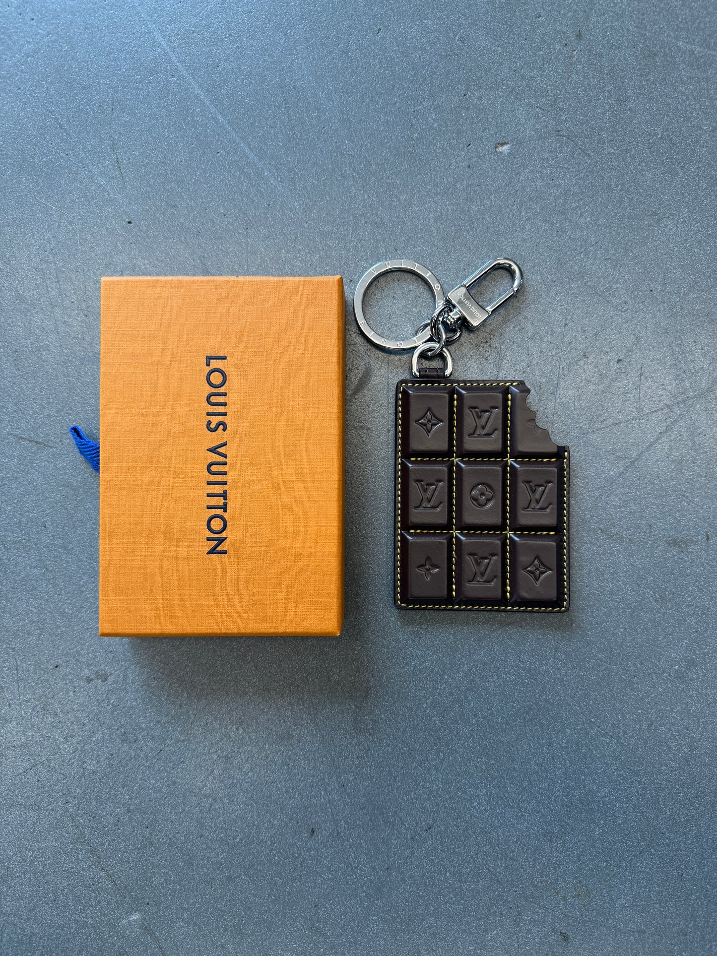 LOUIS VUITTON LV CHOCOLATE BAR KEY HOLDER AND BAG CHARM