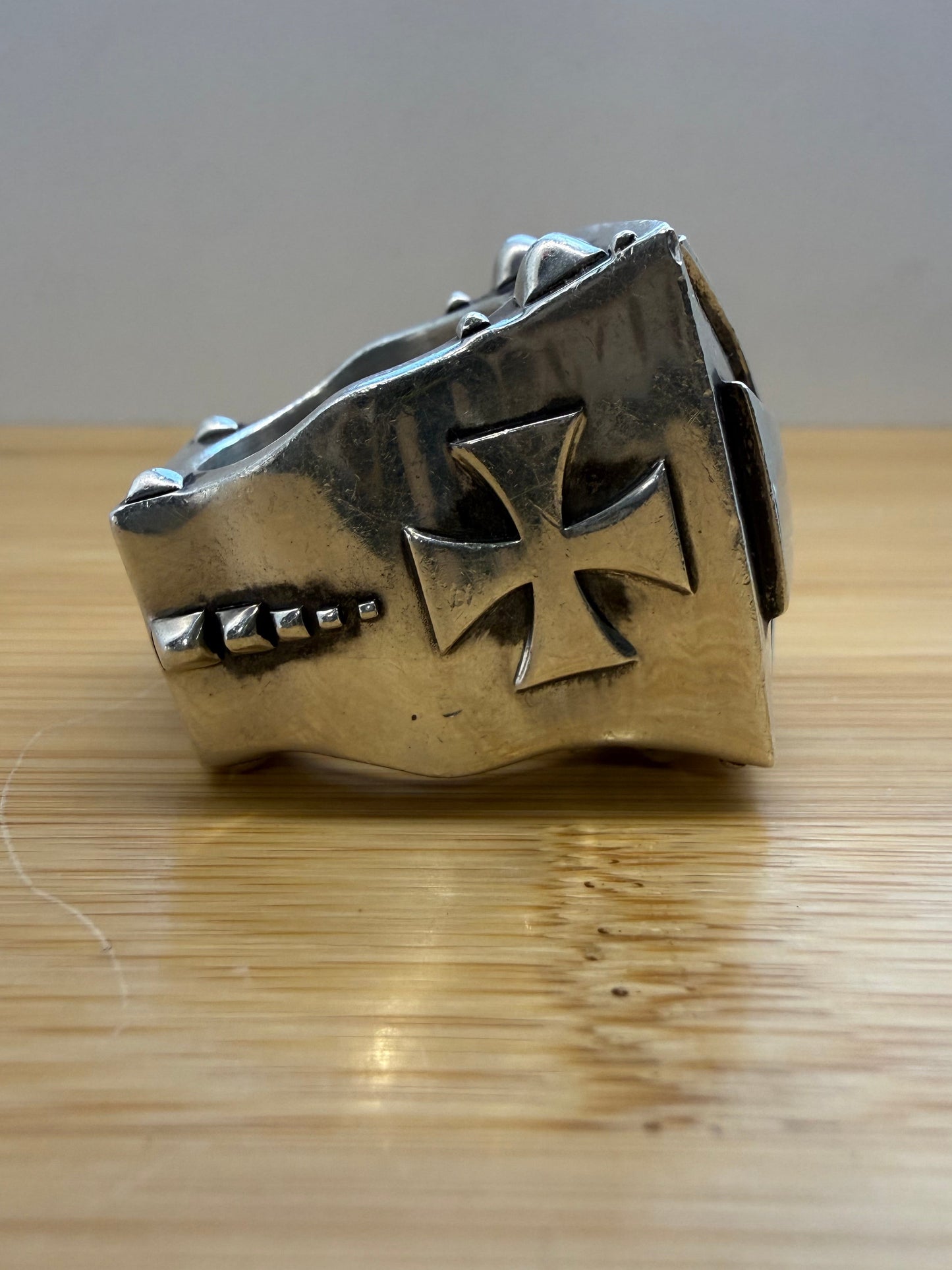 AAGH STUIDIO IRON CROSS SILVER RING