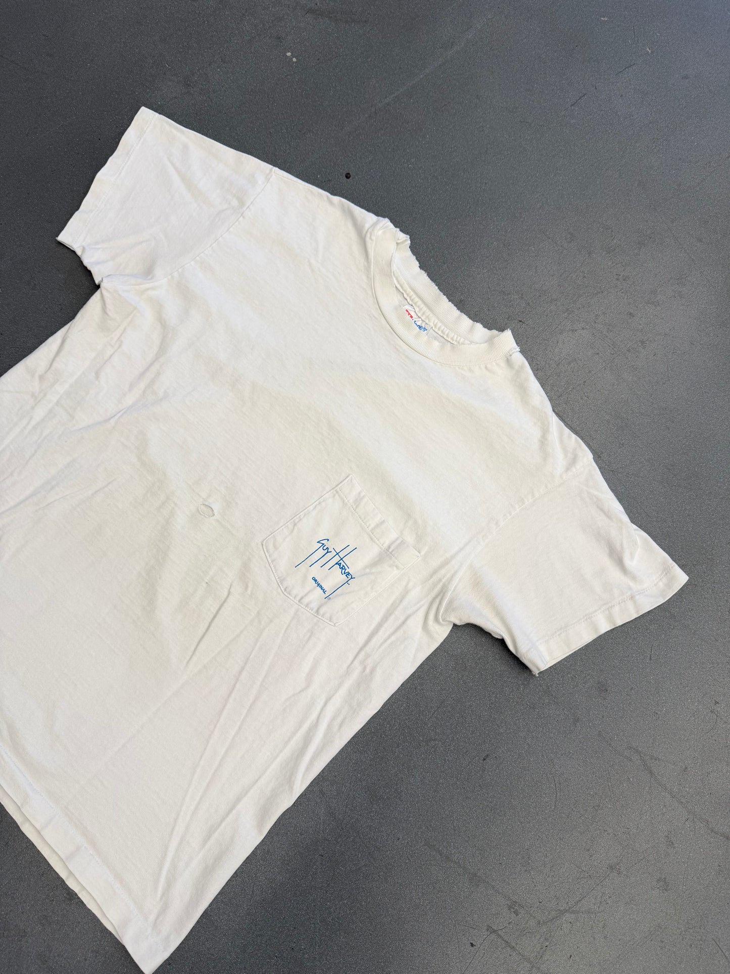 90'S GUY HARVEY RED FISH + BLUE CRAB POCKET TEE (HANES BEEFY-T TAG)