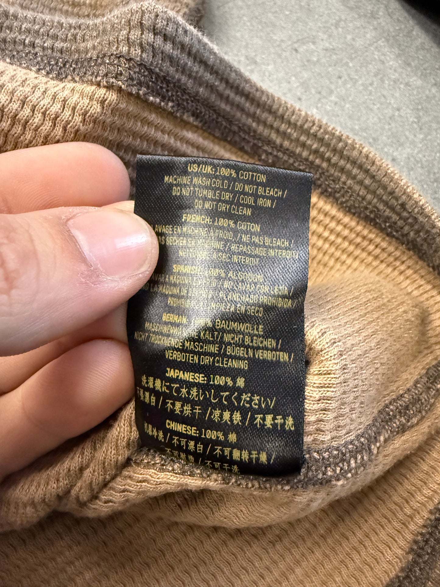 YEEZY SEASON 3 CAMO THERMAL - TREE CAMO (XS)