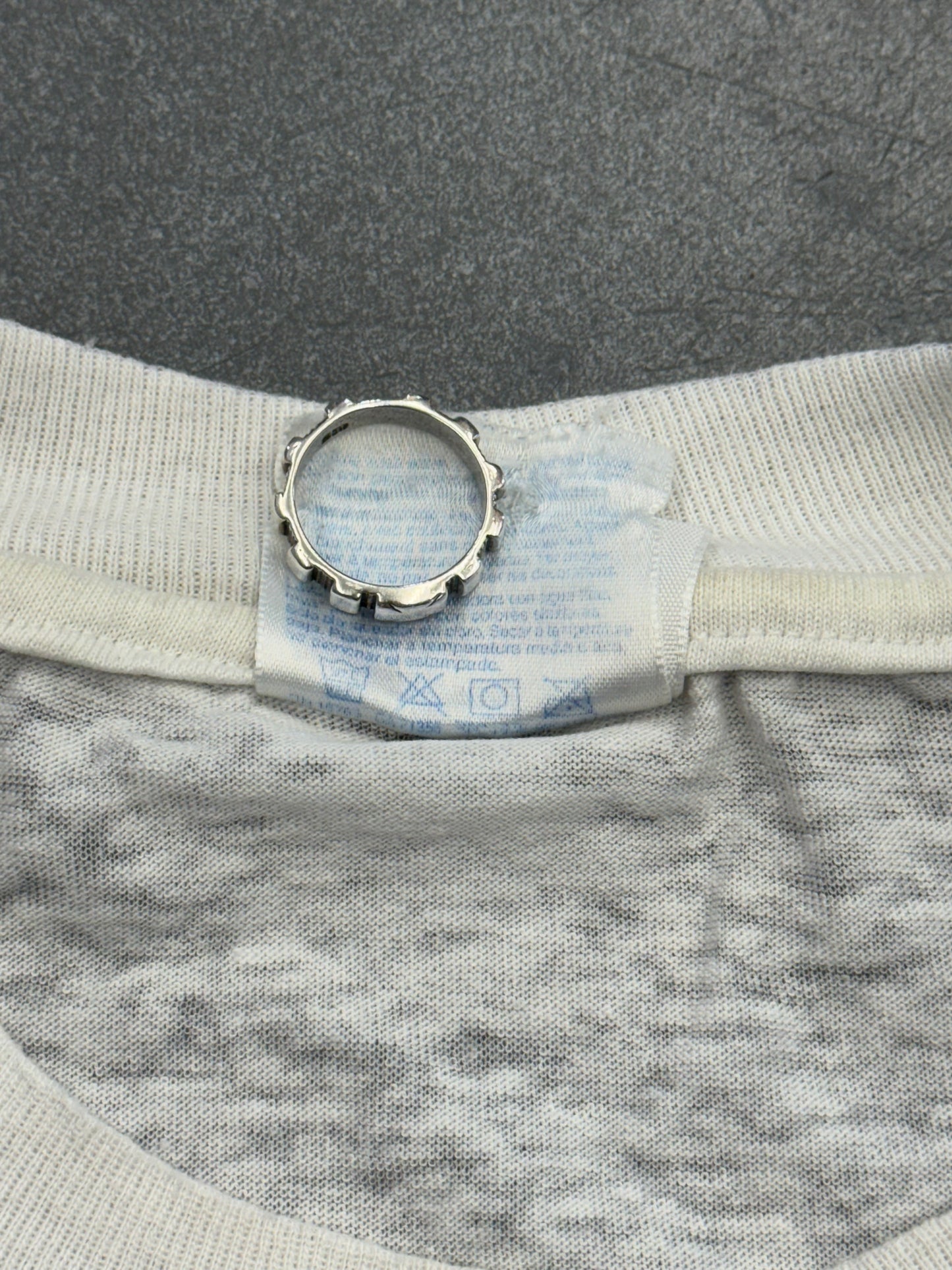 1996 I'M THE BOSS NO QUESTIONS TEE (HANES TAG)