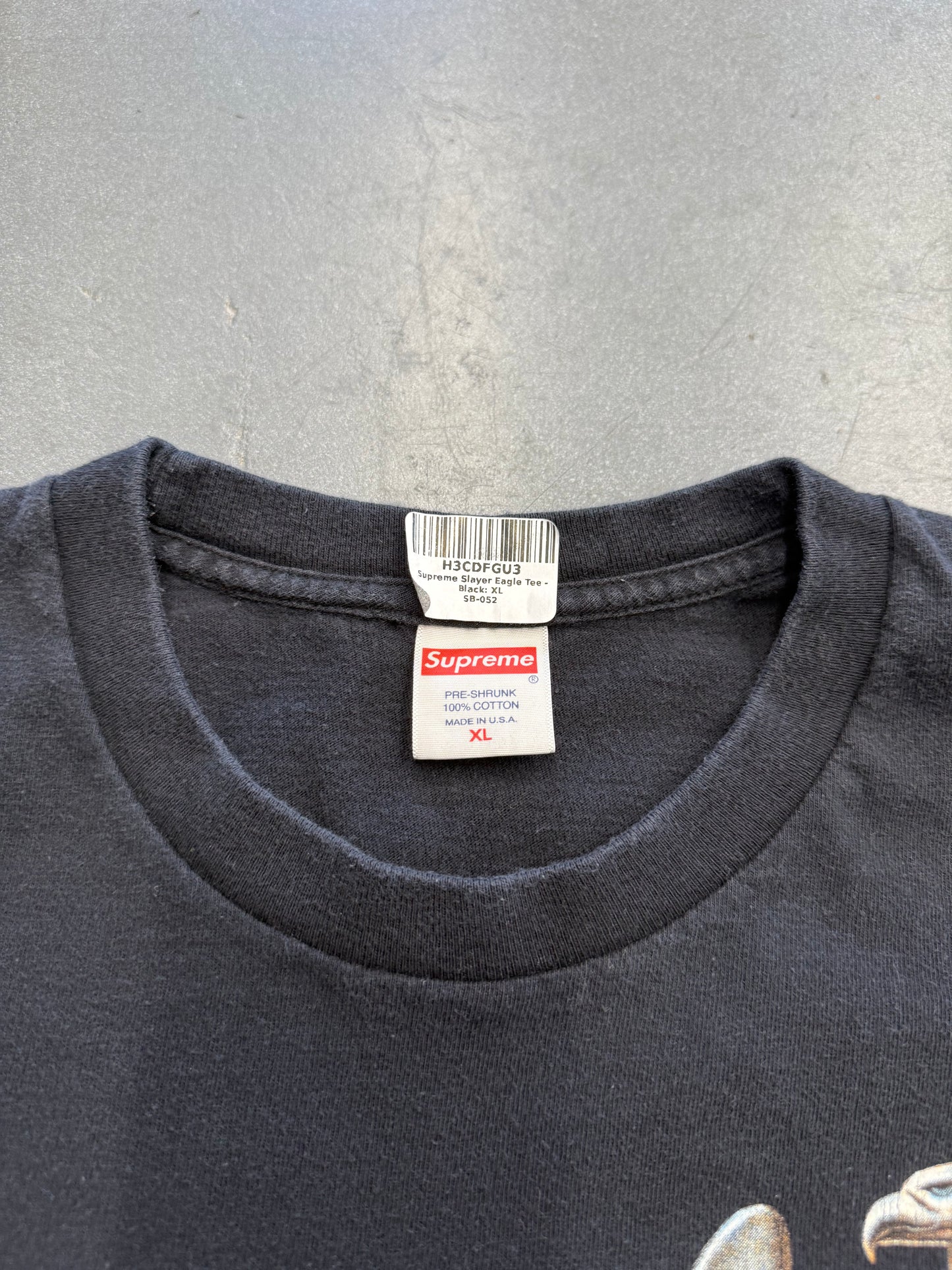 FW16 SUPREME SLAYER EAGLE TEE - BLACK (XL)