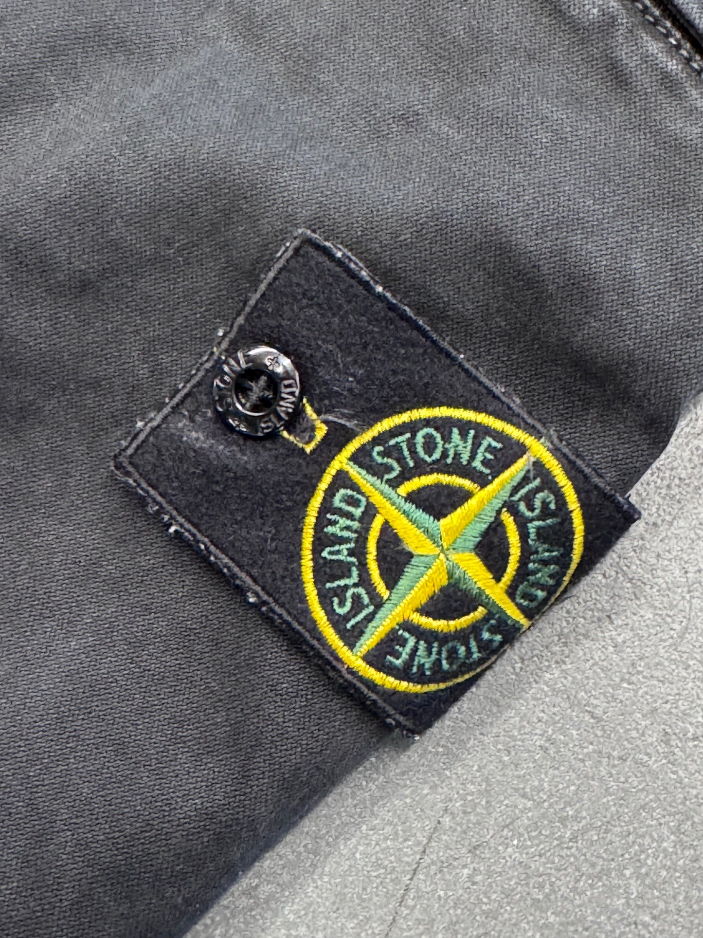 STONE ISLAND PATCH LOGO PANTS - ANTHRACITE