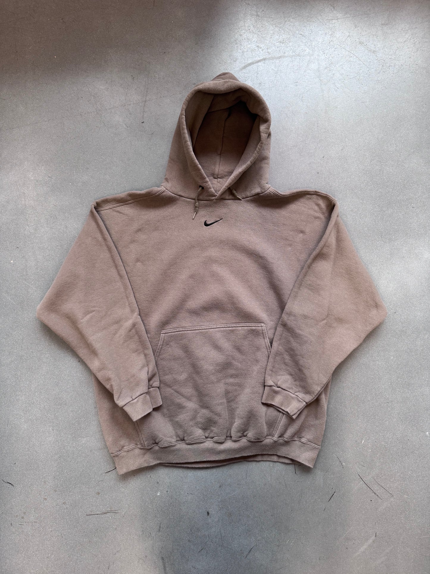 90'S NIKE CENTER SWOOSH HOODIE - TAUPE BROWN (XL) (WHITE/RED NIKE TAG)