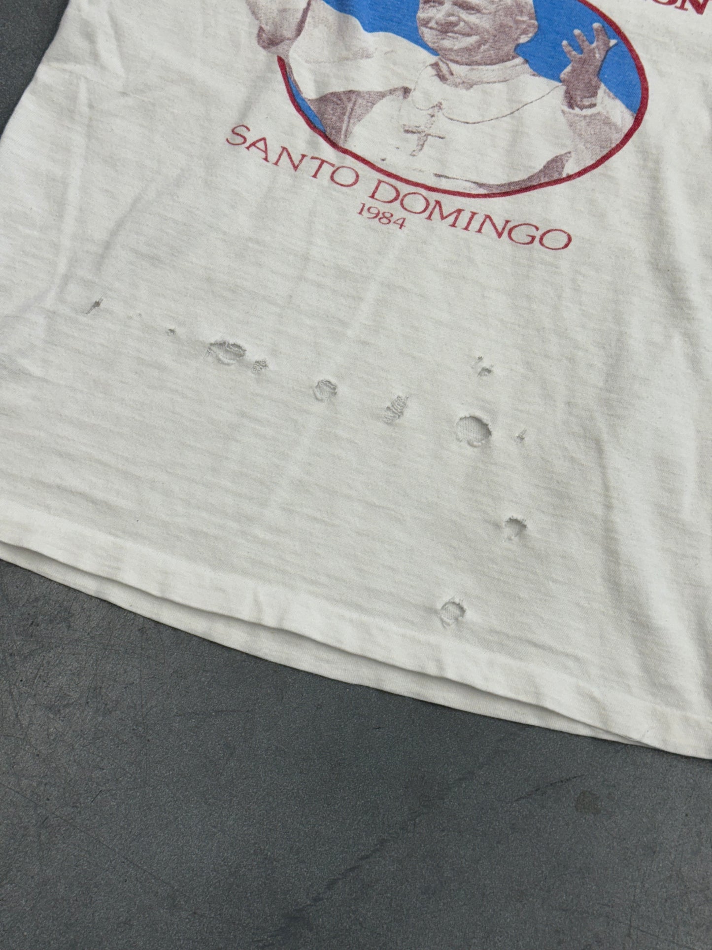 1984 POPE 500 ANOS DE EVANGELIZACION SANTO DOMINGO TEE (CUB TAG)