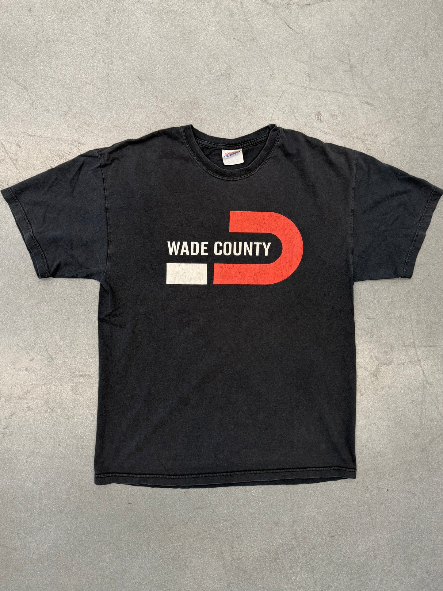 WADE COUNTY TEE (HANES HEAVYWEIGHT TAG)