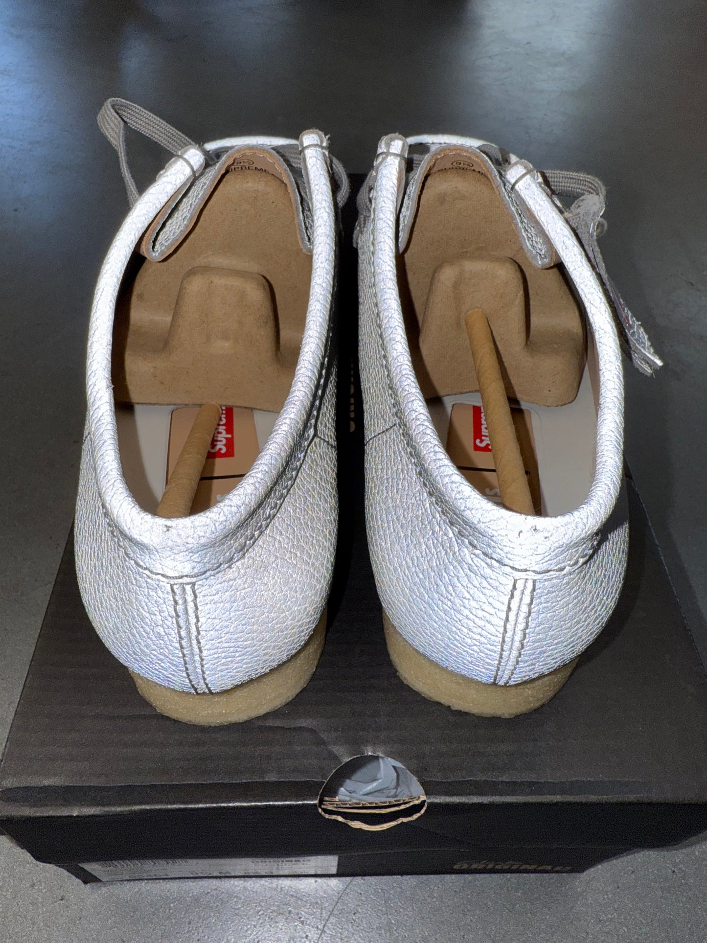 2025 SIZE 9.5 SUPREME CLARK ORIGINALS WALLABEE GREY REFLECTIVE (NEW WITH BOX)