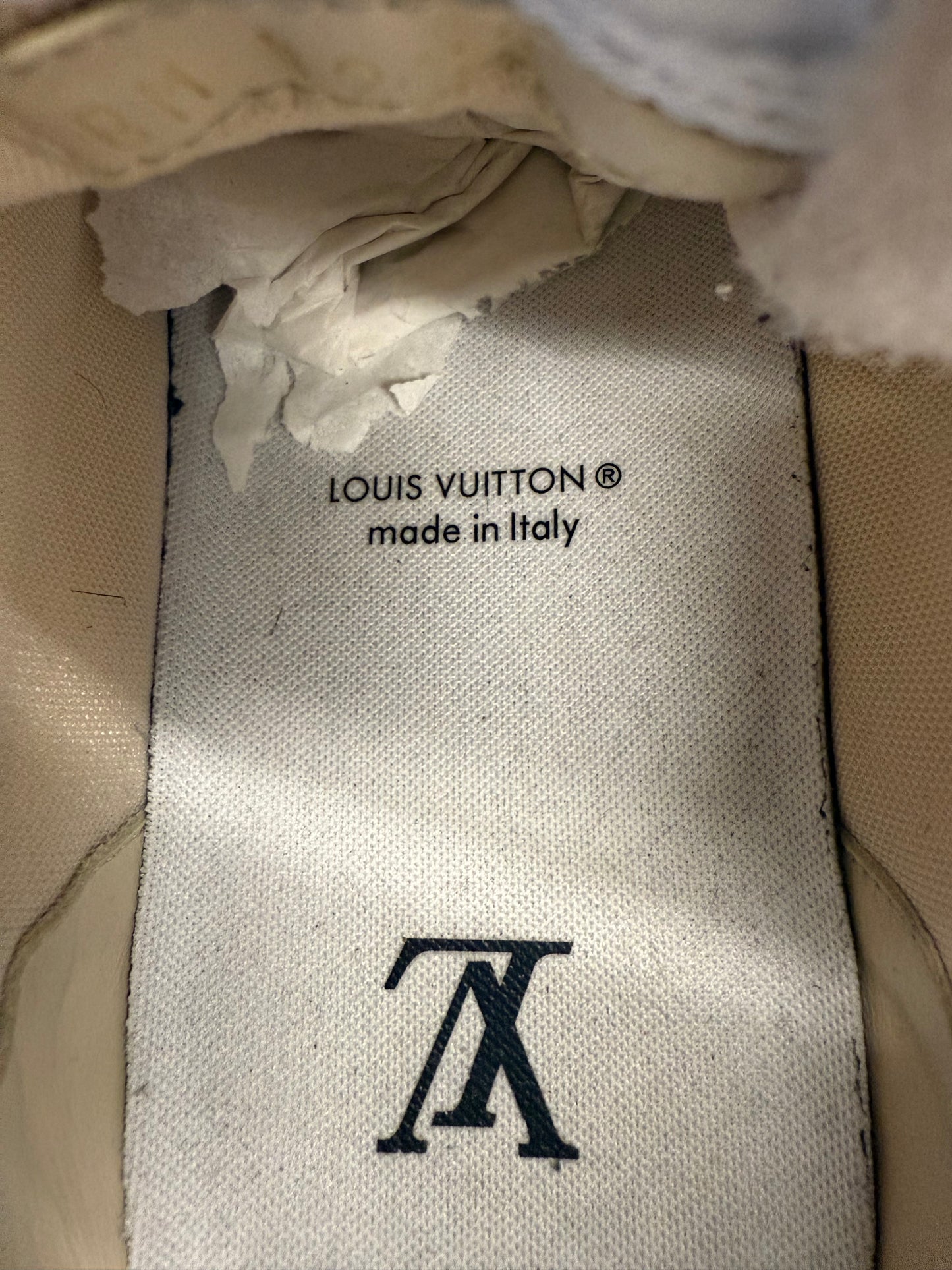 US 9.5 LV 8 LOUIS VUITTON LV TRAINER LOW 'VELCRO STRAP' BEIGE MONOGRAM