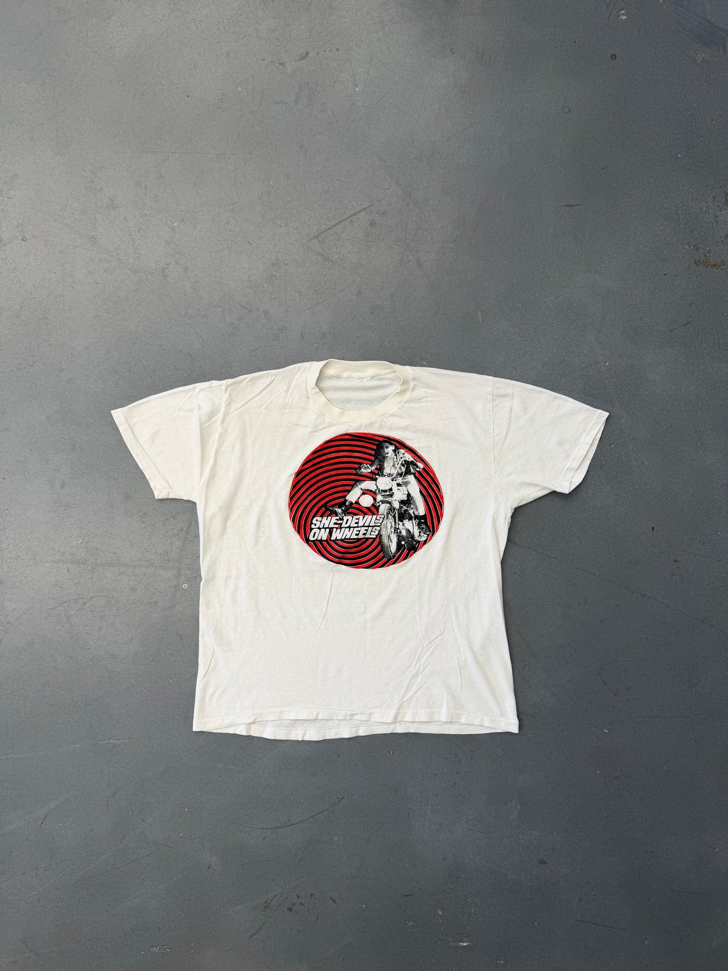 90'S SHE-DEVILS ON WHEELS BIKER FILM TEE