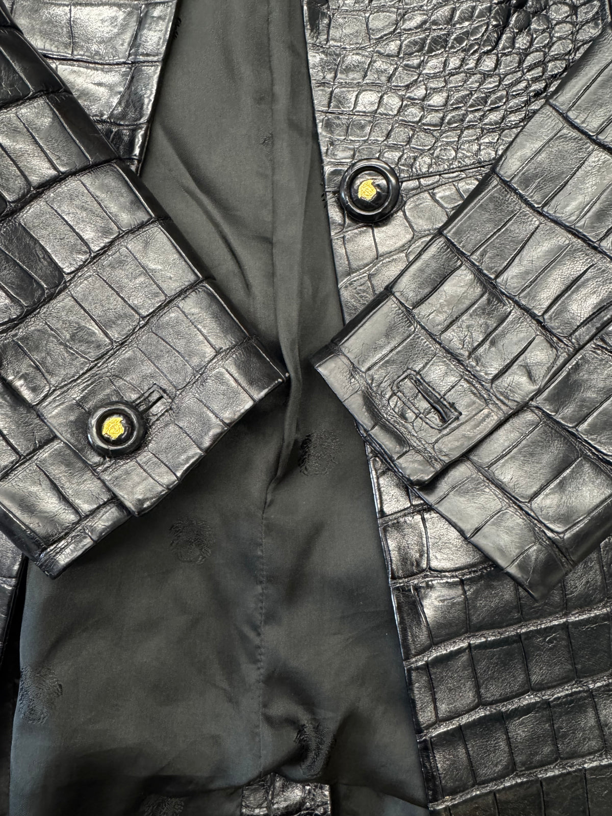 2006 GIANNI VERSACE COUTURE LIMITED EDITION 2/10 GENUINE BLACK ALLIGATOR LONG COAT