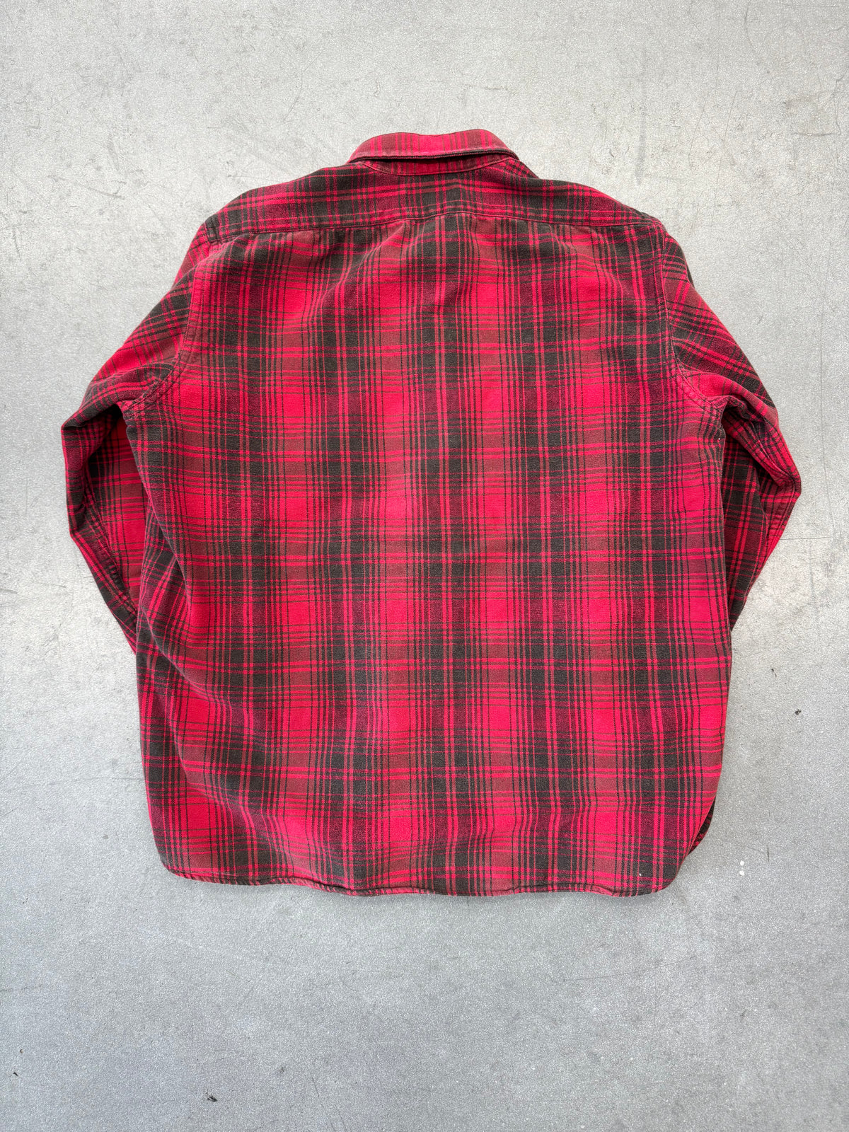 VINTAGE L.L. BEAN FLANNEL BUTTON UP SHIRT - RED