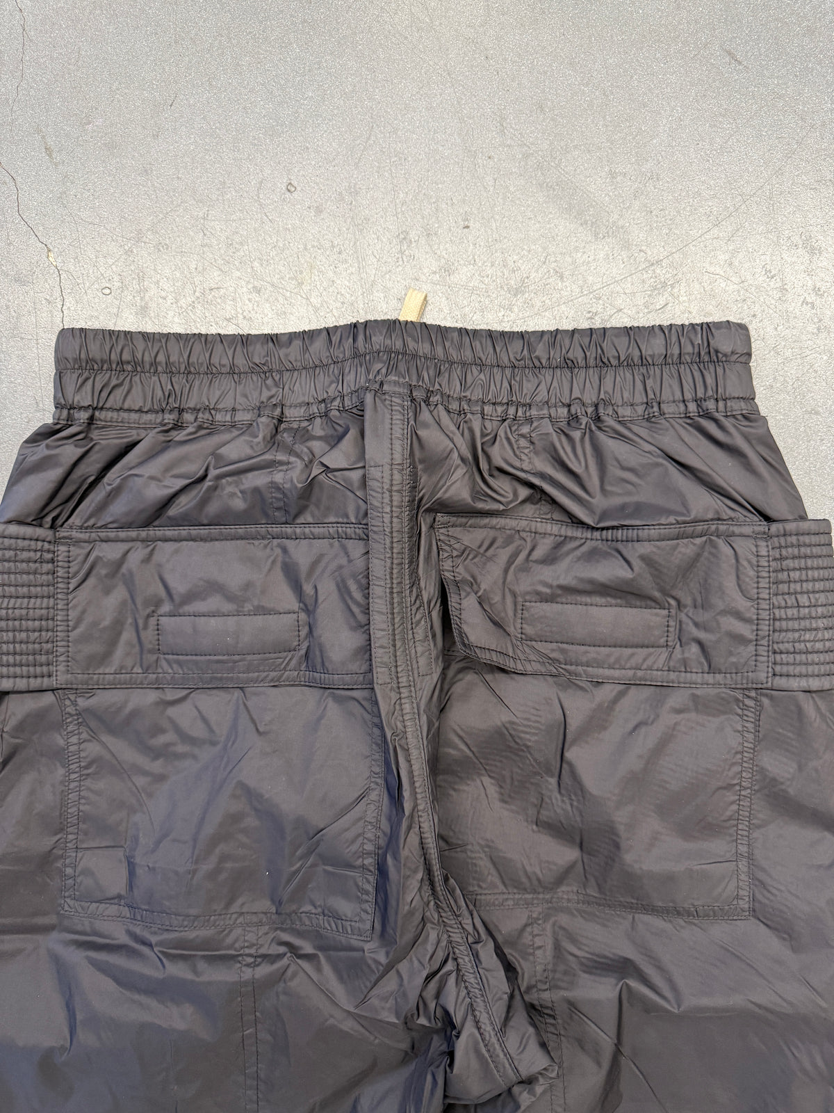 FW21 RICK OWENS DRKSHDW PADDED NYLON CREATCH CARGO PANTS - BLACK