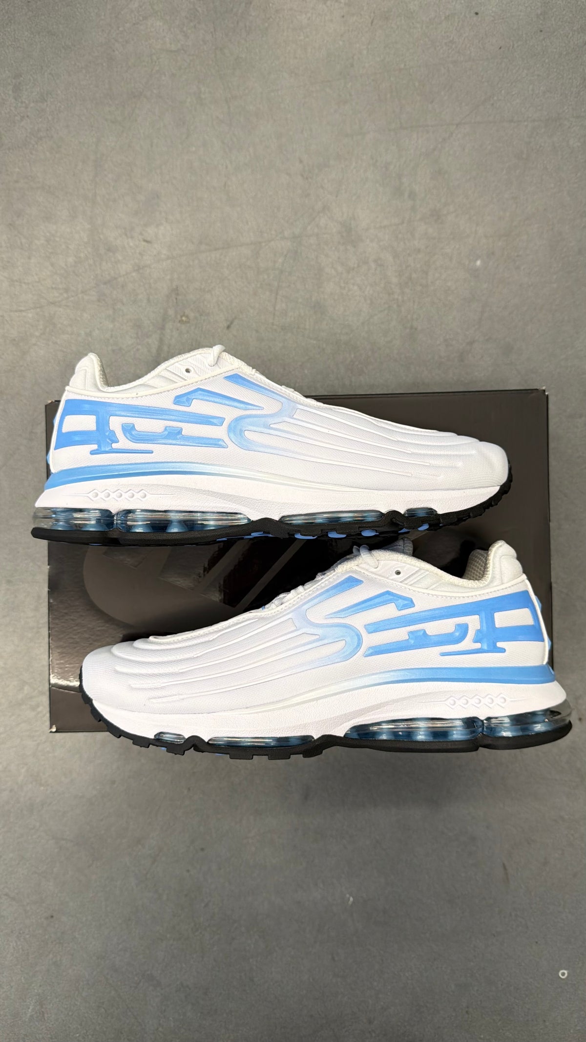 FW26 SUPREME NIKE AIR MAX 2001 ECSTASY PLUS SP - BLUE