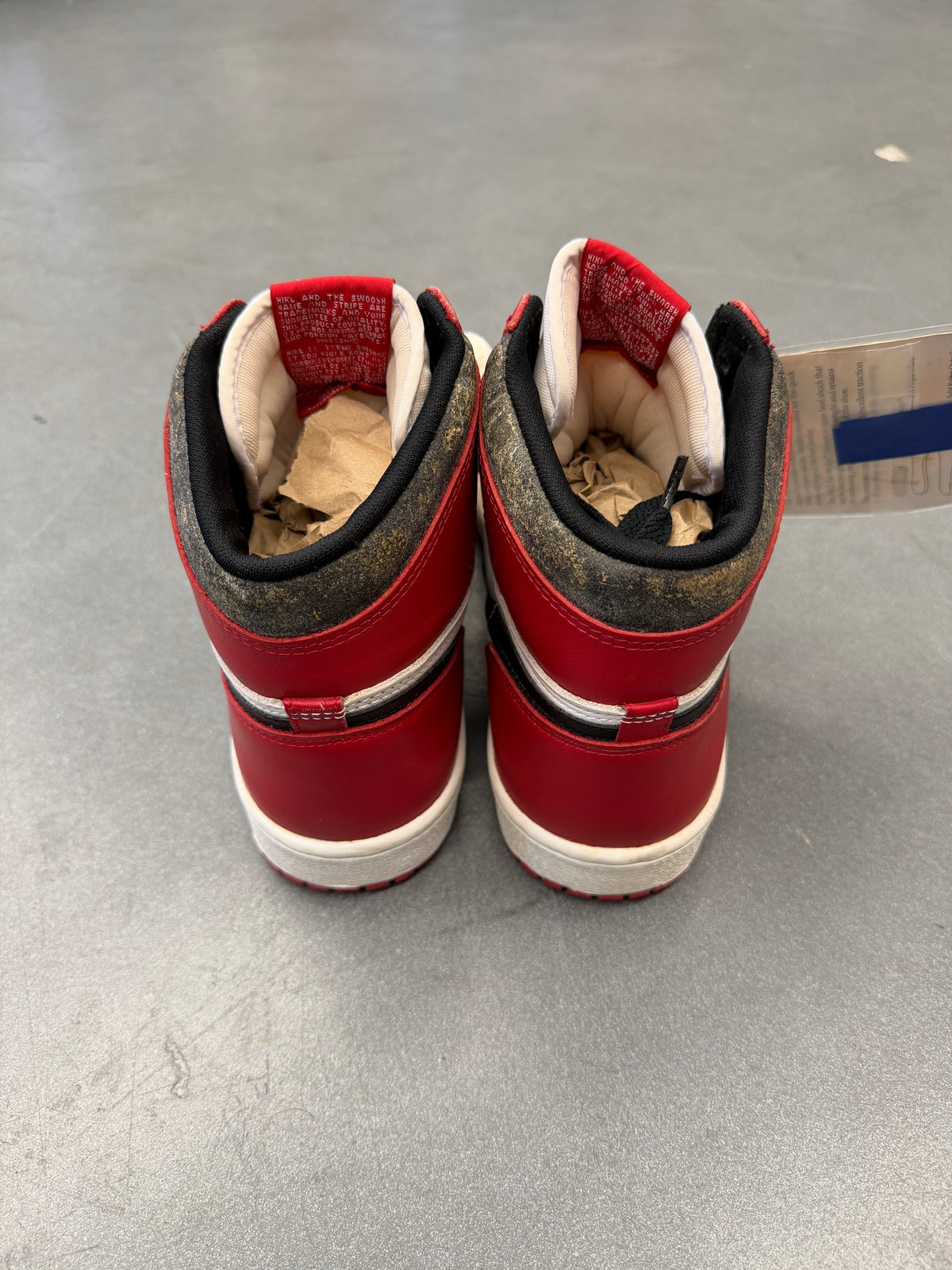 1985 AIR JORDAN 1 HIGH CHICAGO (DEADSTOCK NEVER WORN)
